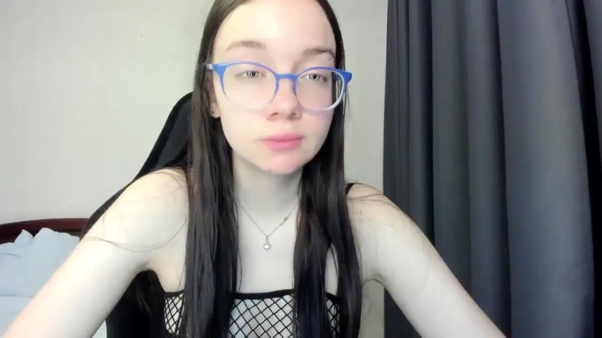 Gallery image thumbnail from Baby_Melania's myfreecams stream on, 05/06/2026, 07:14 image 17 of 20