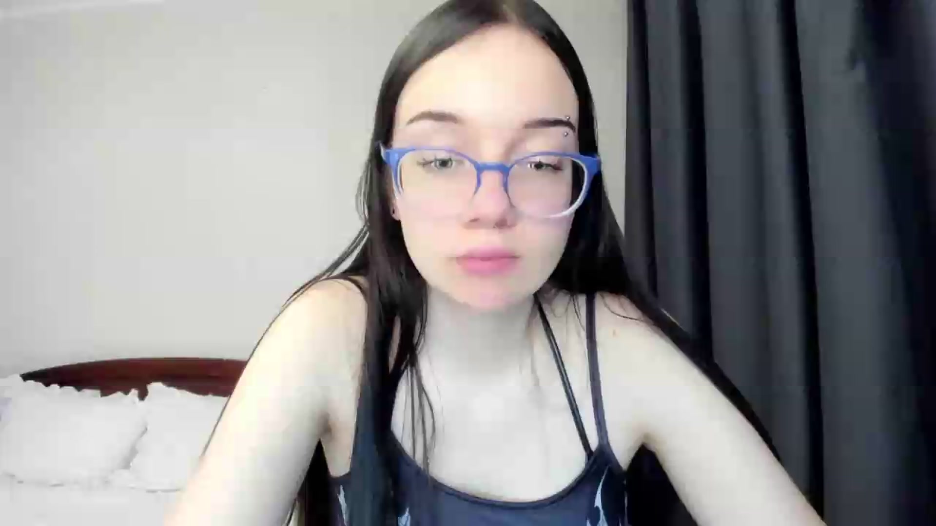 Gallery image thumbnail from Baby_Melania's myfreecams stream on, 05/12/2026, 24:44 image 4 of 20