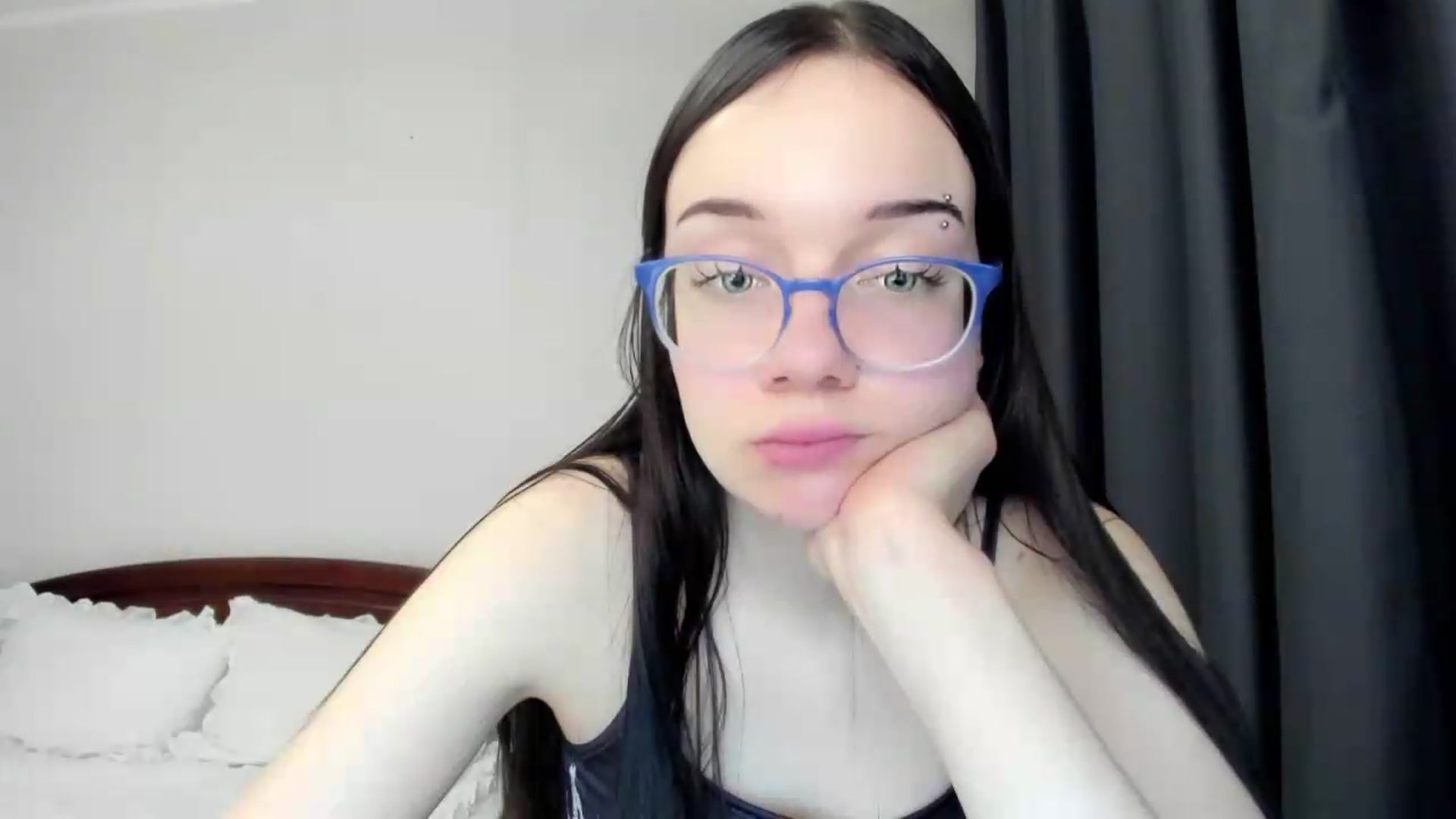 Gallery image thumbnail from Baby_Melania's myfreecams stream on, 05/12/2026, 24:44 image 8 of 20
