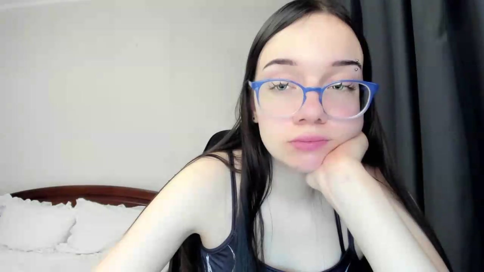 Gallery image thumbnail from Baby_Melania's myfreecams stream on, 05/12/2026, 24:44 image 7 of 20