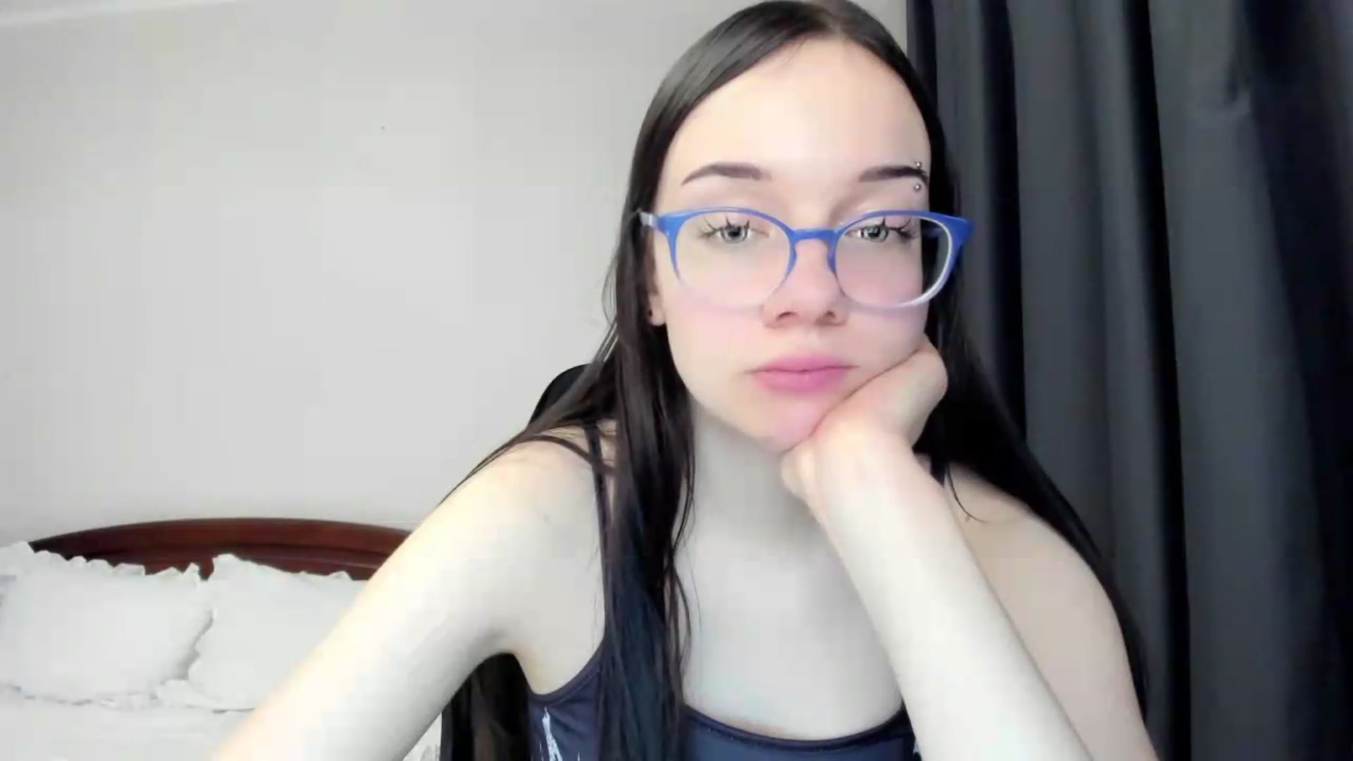 Gallery image thumbnail from Baby_Melania's myfreecams stream on, 05/12/2026, 24:44 image 18 of 20
