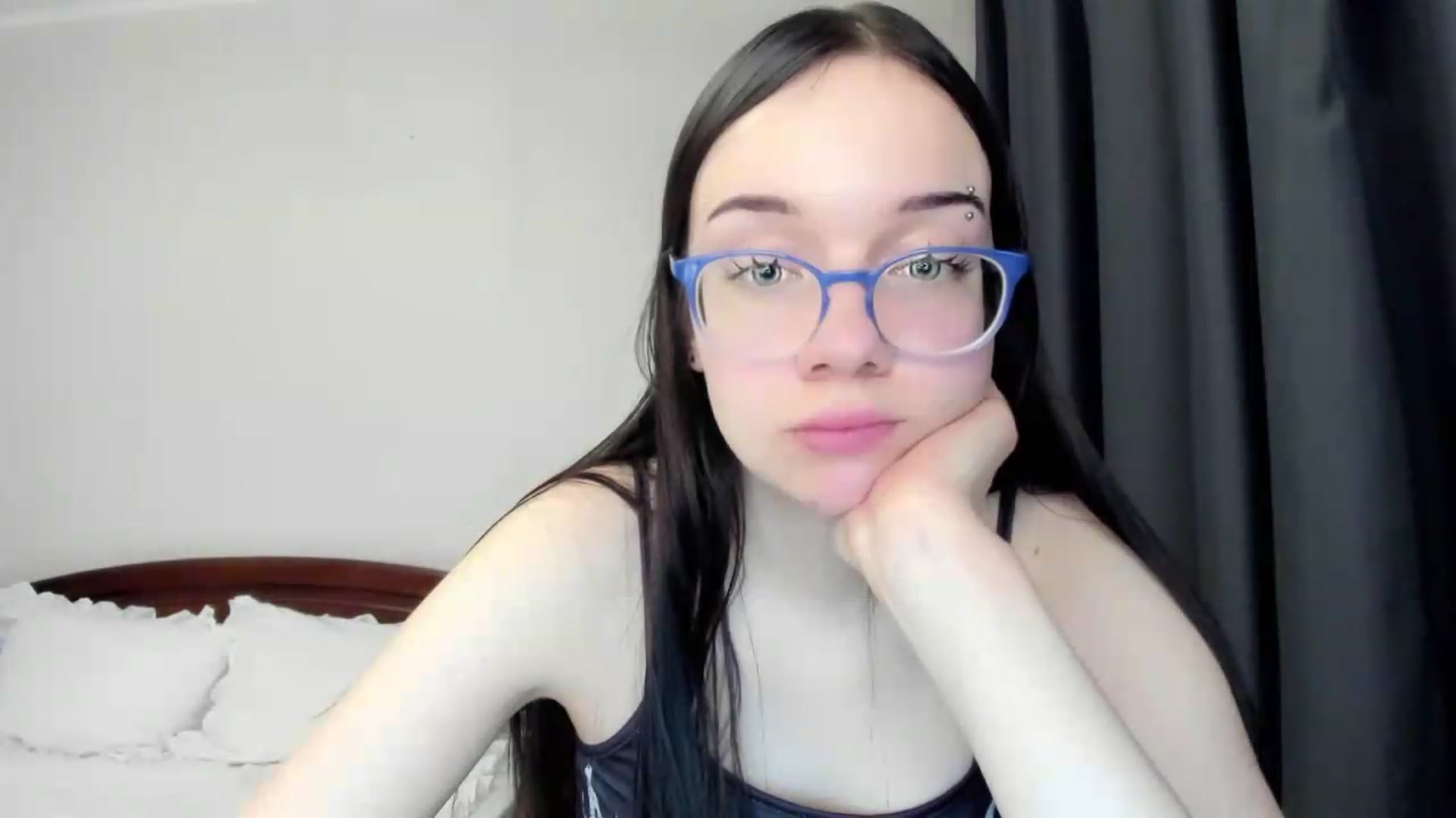 Gallery image thumbnail from Baby_Melania's myfreecams stream on, 05/12/2026, 24:44 image 11 of 20