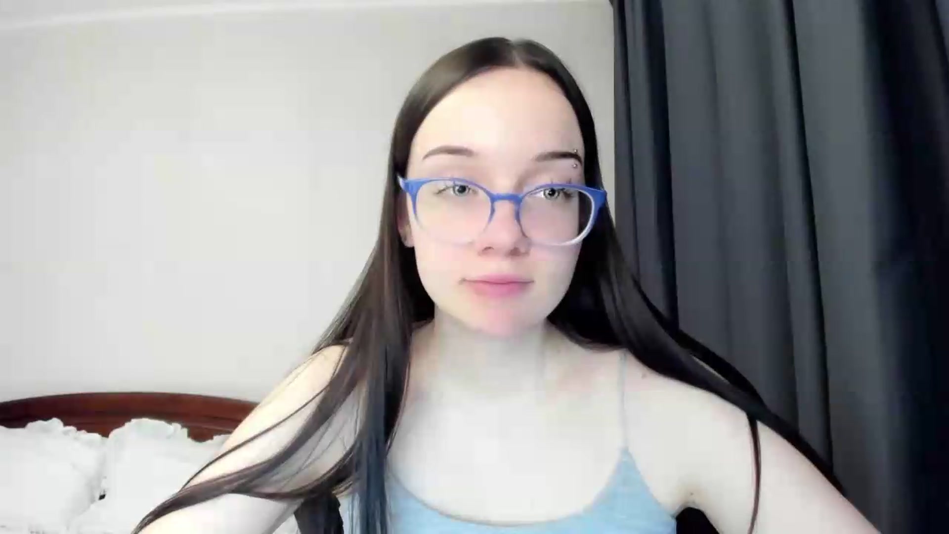 Gallery image thumbnail from Baby_Melania's myfreecams stream on, 05/13/2026, 24:19 image 10 of 20