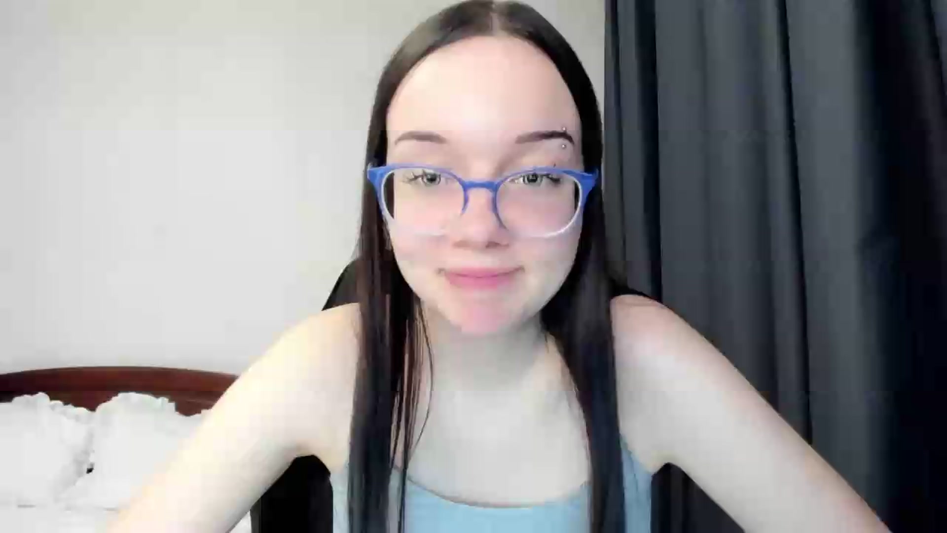 Gallery image thumbnail from Baby_Melania's myfreecams stream on, 05/13/2026, 24:19 image 1 of 20