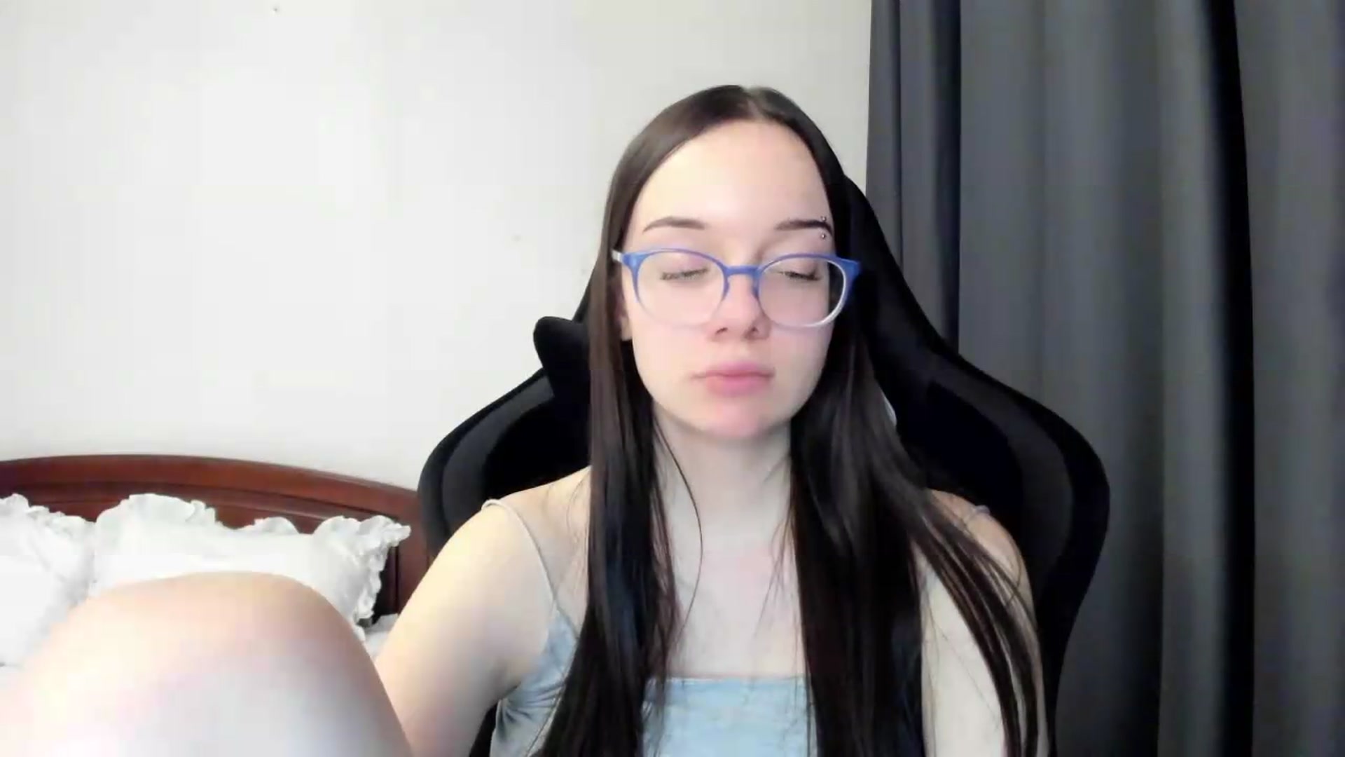 Gallery image thumbnail from Baby_Melania's myfreecams stream on, 05/13/2026, 01:45 image 15 of 20