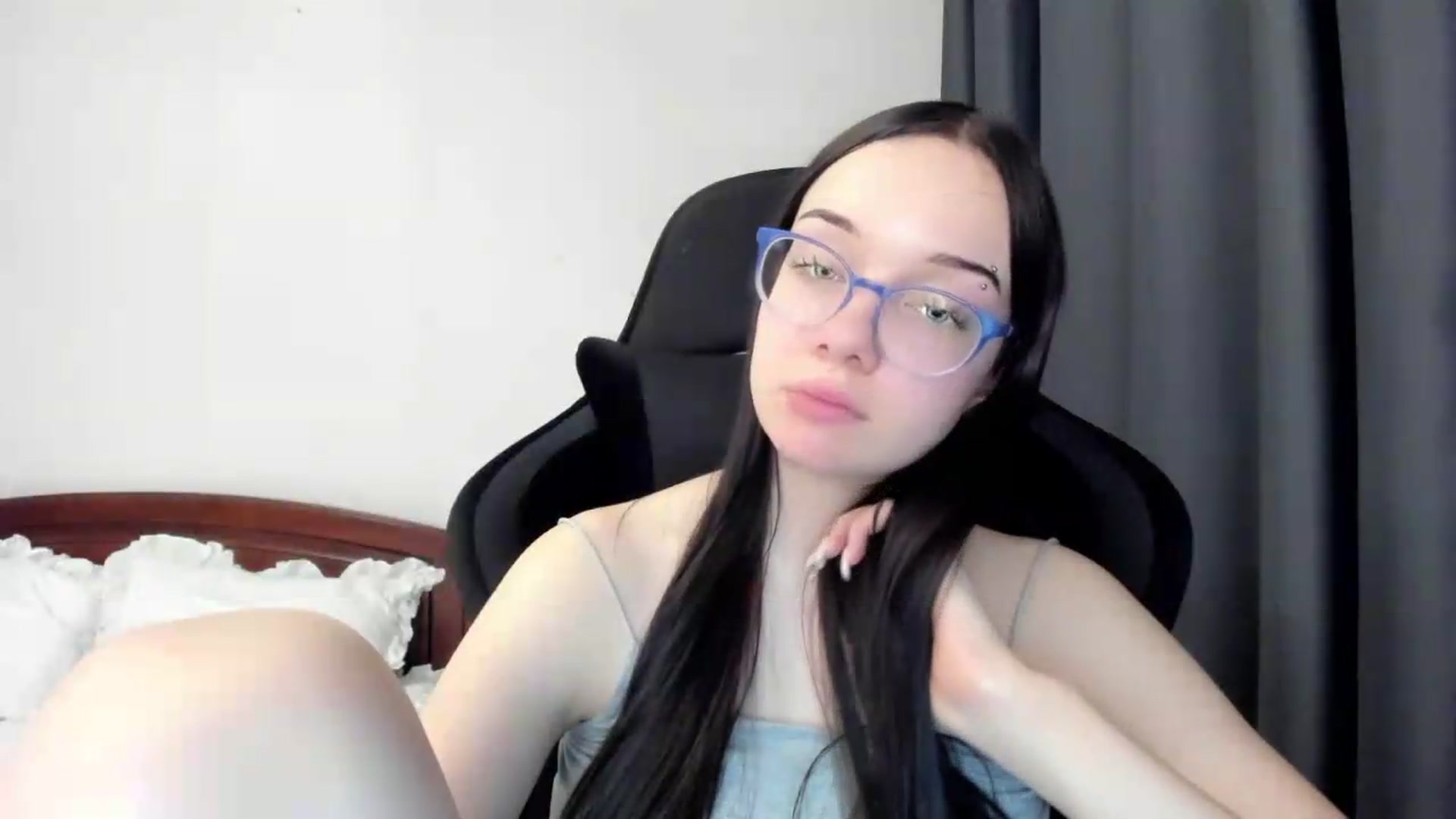 Gallery image thumbnail from Baby_Melania's myfreecams stream on, 05/13/2026, 01:45 image 4 of 20