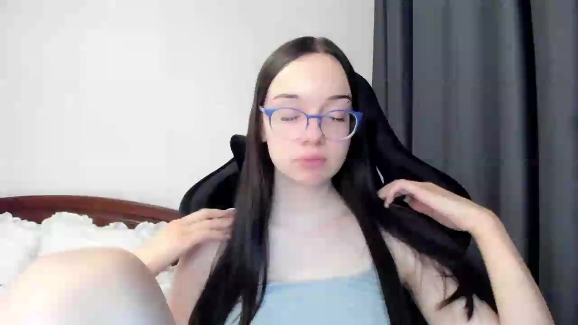 Gallery image thumbnail from Baby_Melania's myfreecams stream on, 05/13/2026, 01:45 image 8 of 20