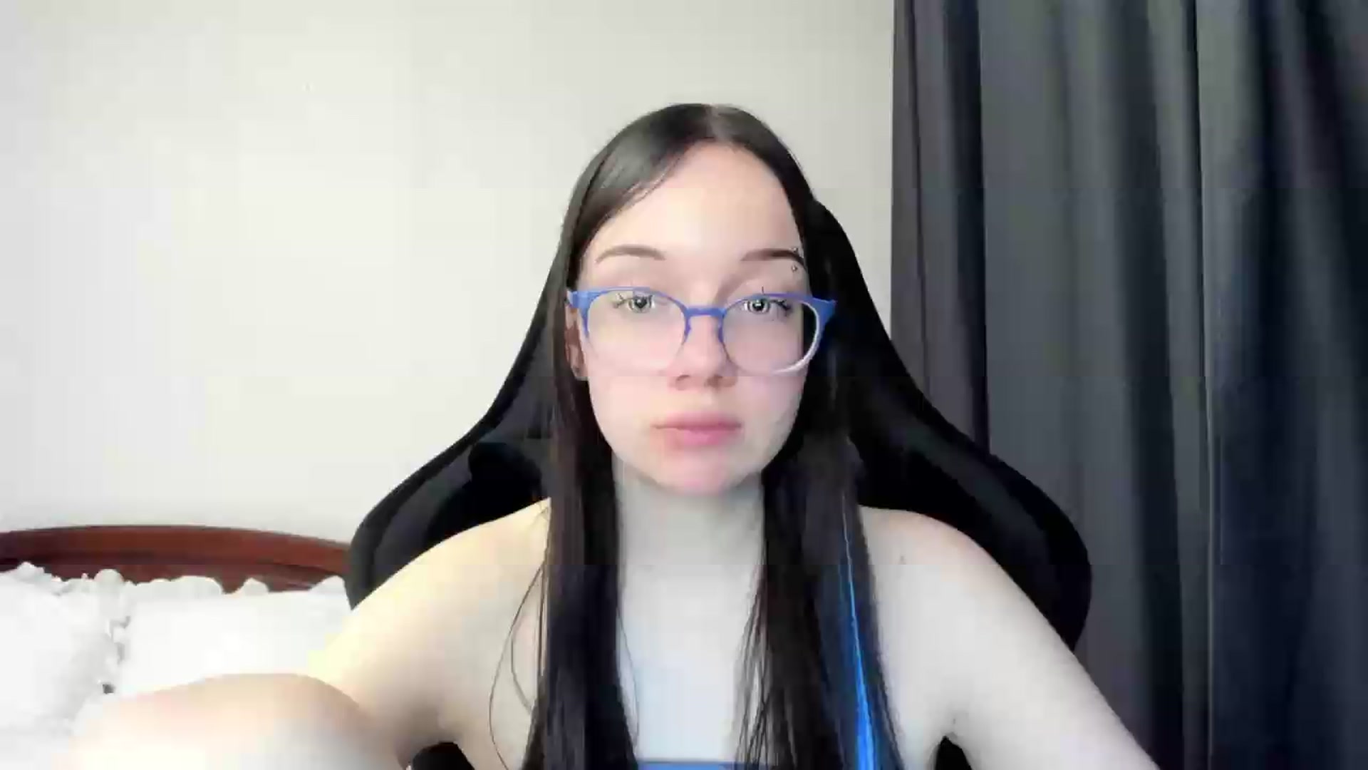 Gallery image thumbnail from Baby_Melania's myfreecams stream on, 05/14/2026, 05:21 image 7 of 20