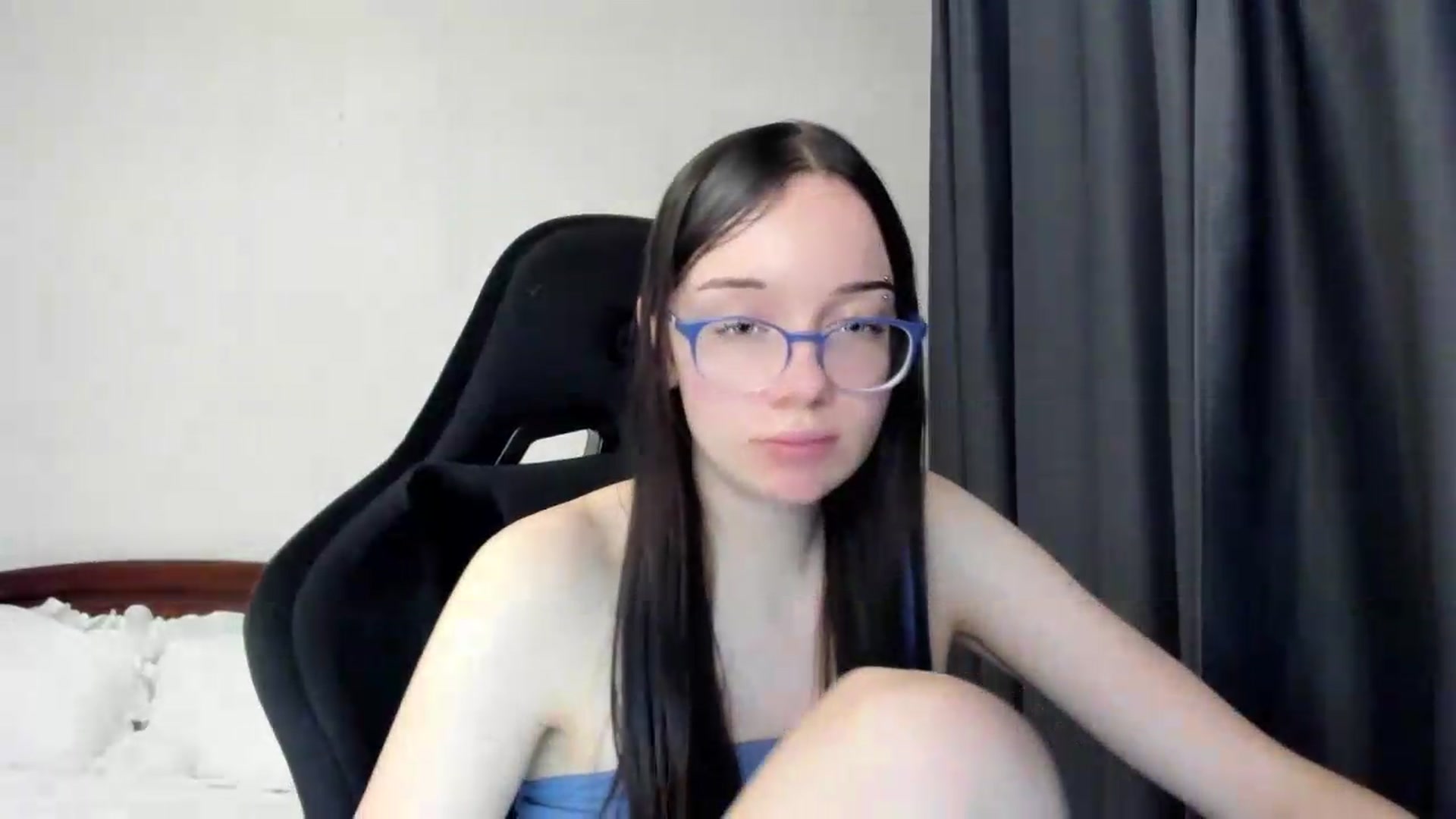 Gallery image thumbnail from Baby_Melania's myfreecams stream on, 05/14/2026, 05:21 image 8 of 20