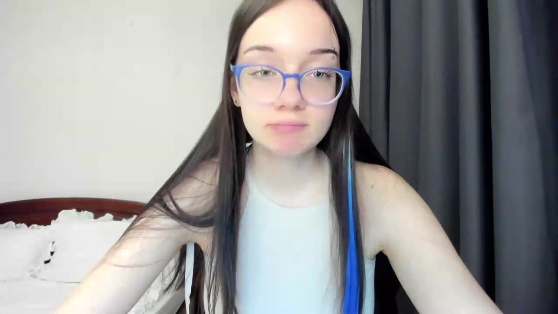Gallery image thumbnail from Baby_Melania's myfreecams stream on, 05/14/2026, 23:13 image 14 of 20