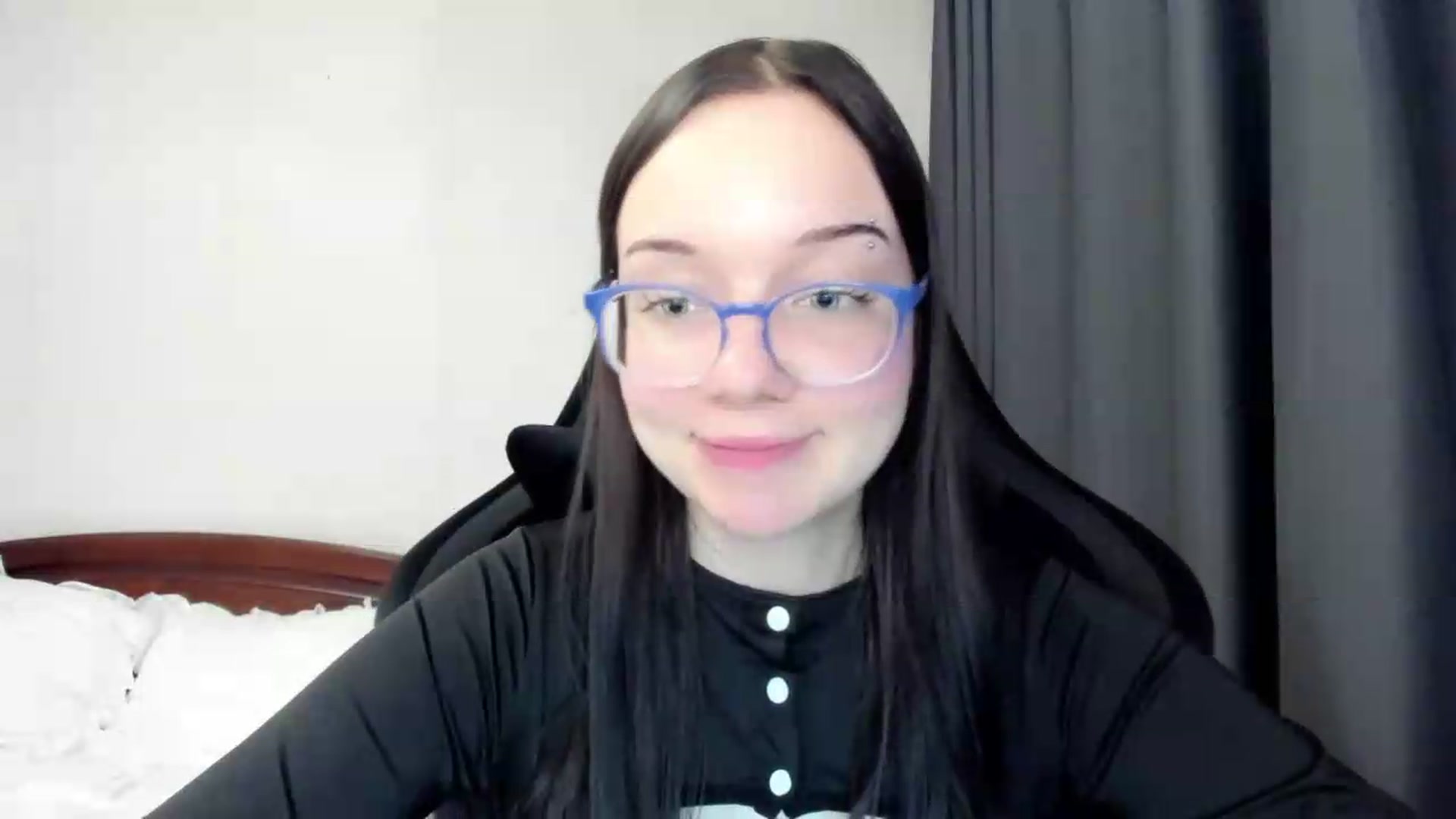 Gallery image thumbnail from Baby_Melania's myfreecams stream on, 05/15/2026, 22:41 image 2 of 20