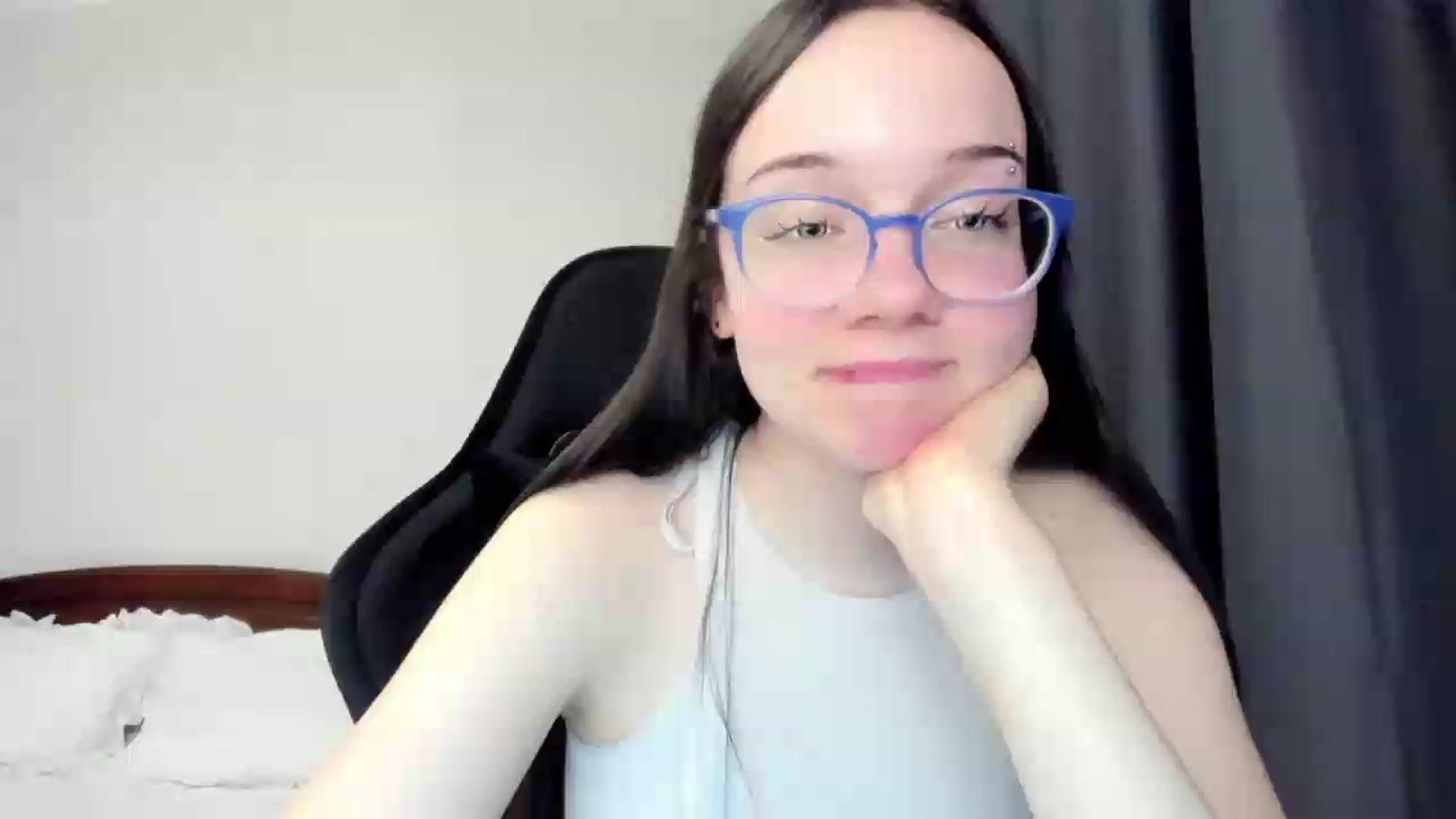 Gallery image thumbnail from Baby_Melania's myfreecams stream on, 05/18/2026, 22:55 image 1 of 20