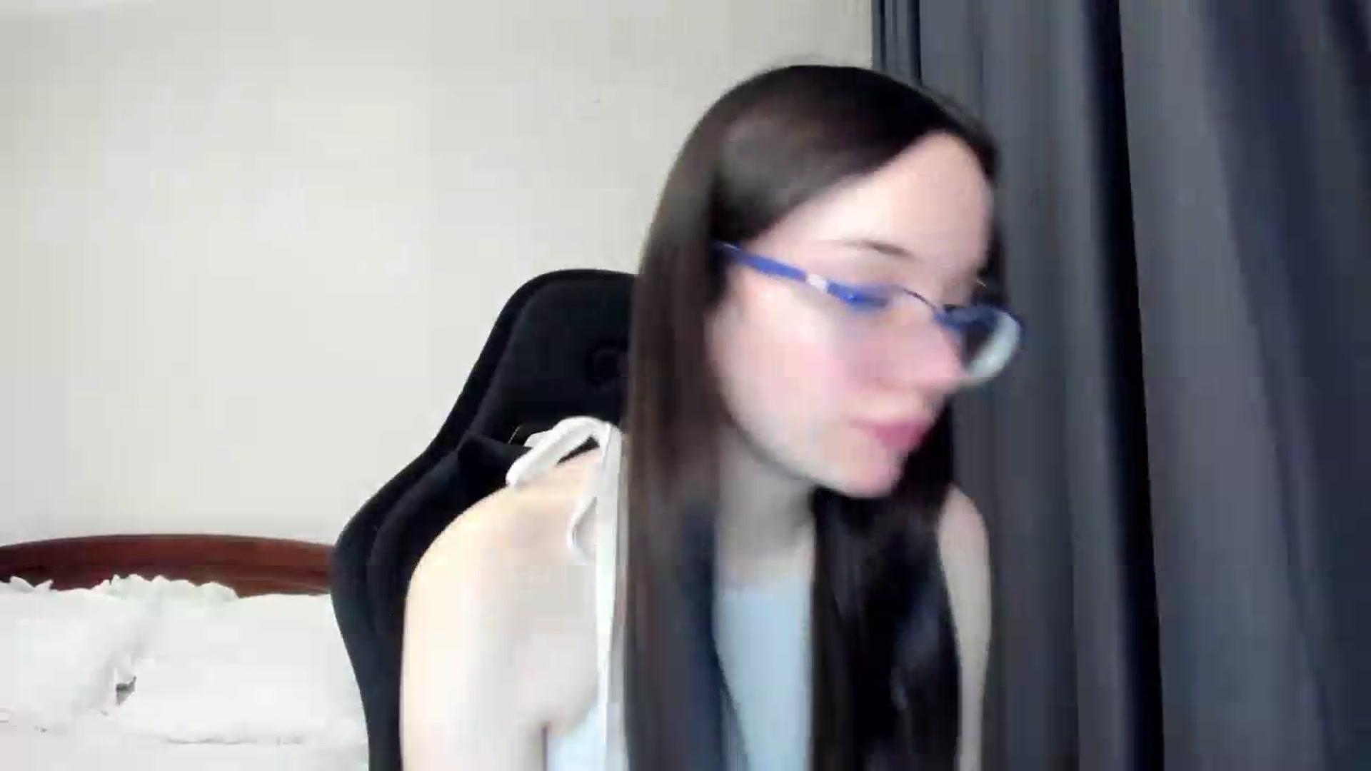 Gallery image thumbnail from Baby_Melania's myfreecams stream on, 05/18/2026, 22:55 image 20 of 20