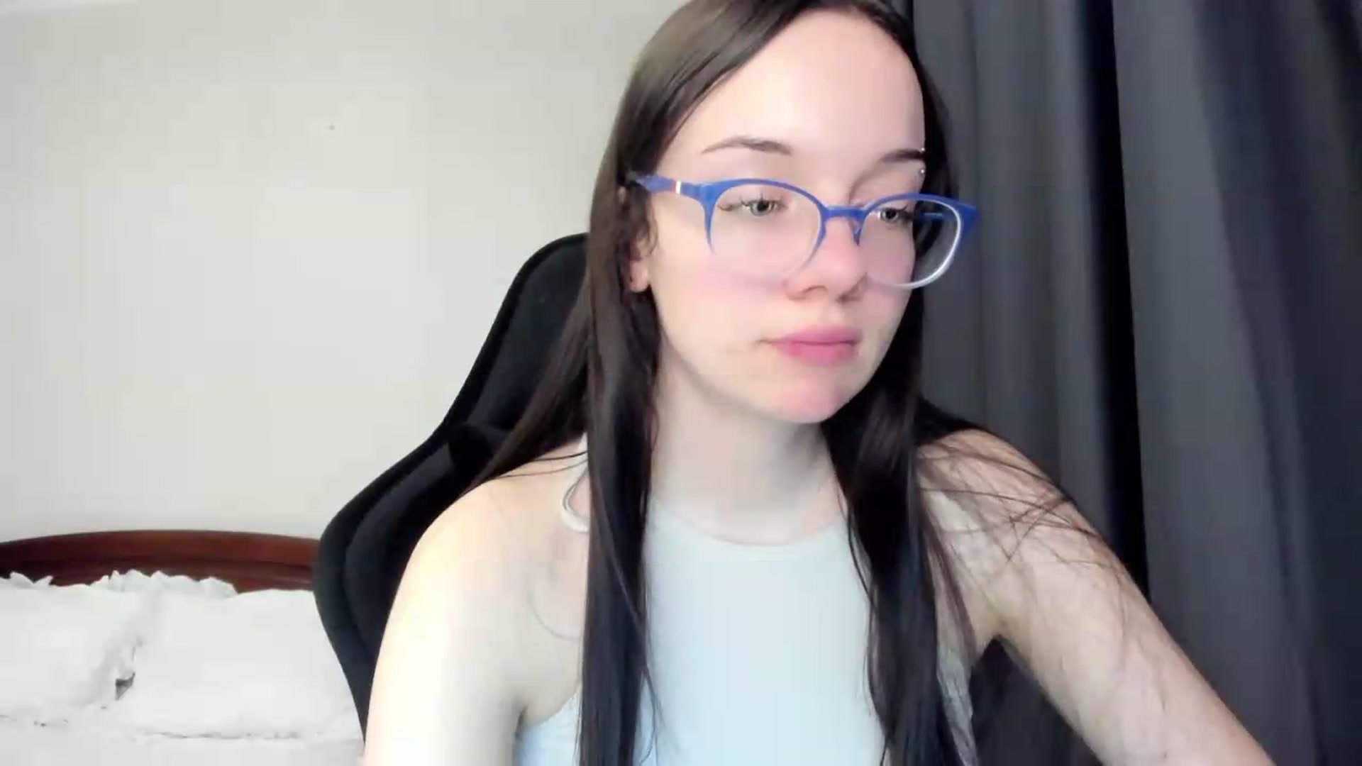 Gallery image thumbnail from Baby_Melania's myfreecams stream on, 05/18/2026, 22:55 image 18 of 20