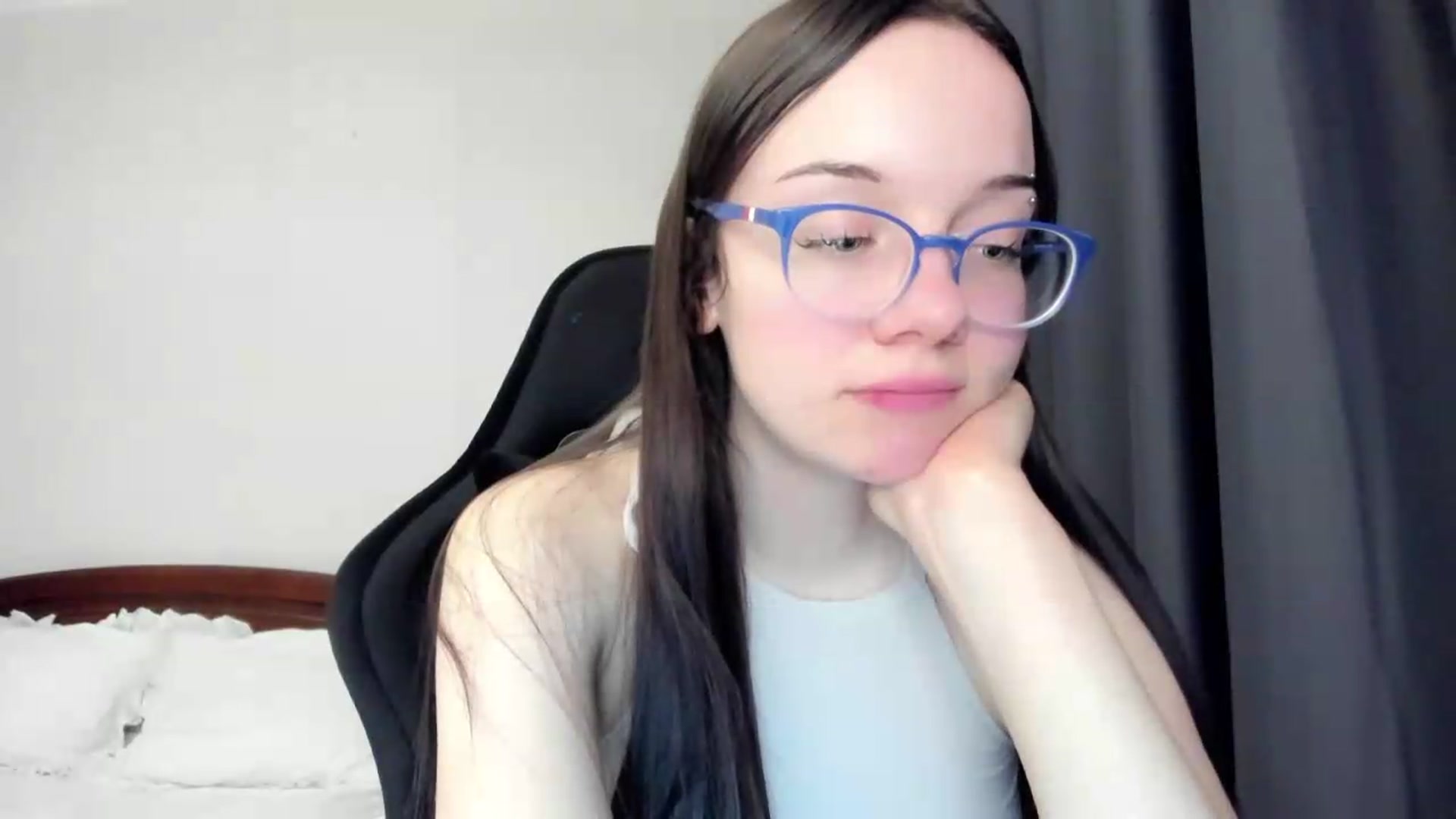 Gallery image thumbnail from Baby_Melania's myfreecams stream on, 05/18/2026, 22:55 image 2 of 20
