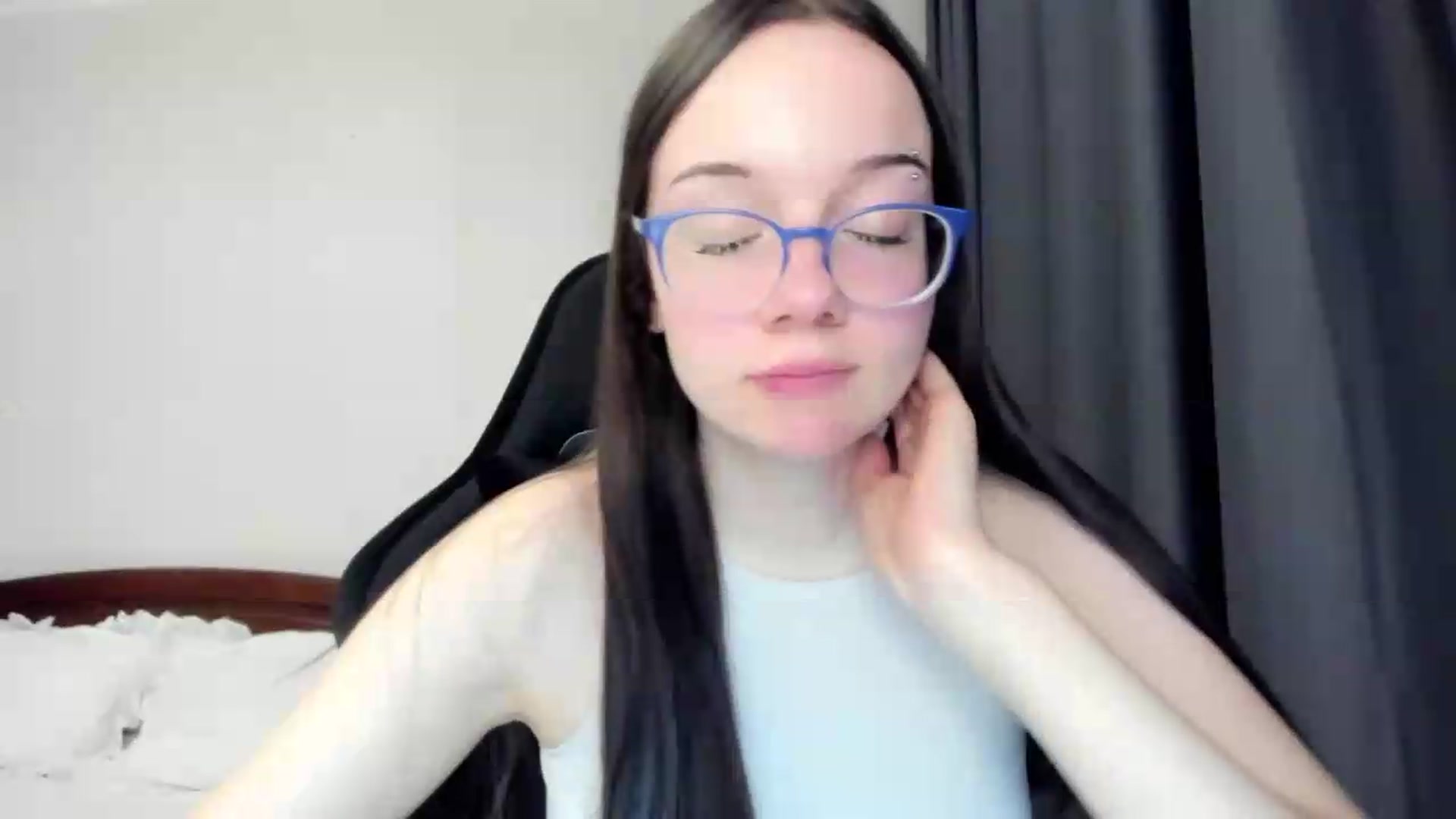Gallery image thumbnail from Baby_Melania's myfreecams stream on, 05/18/2026, 22:55 image 3 of 20