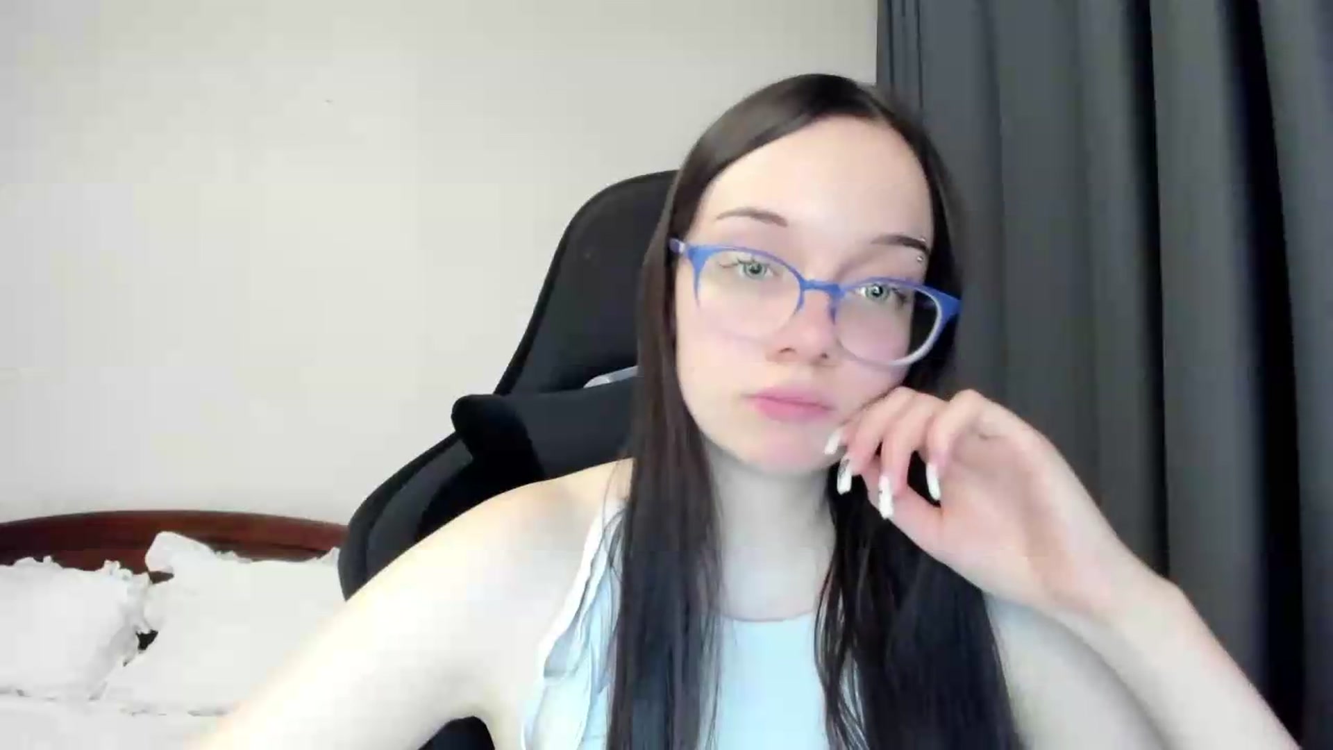 Gallery image thumbnail from Baby_Melania's myfreecams stream on, 05/20/2026, 23:17 image 10 of 20