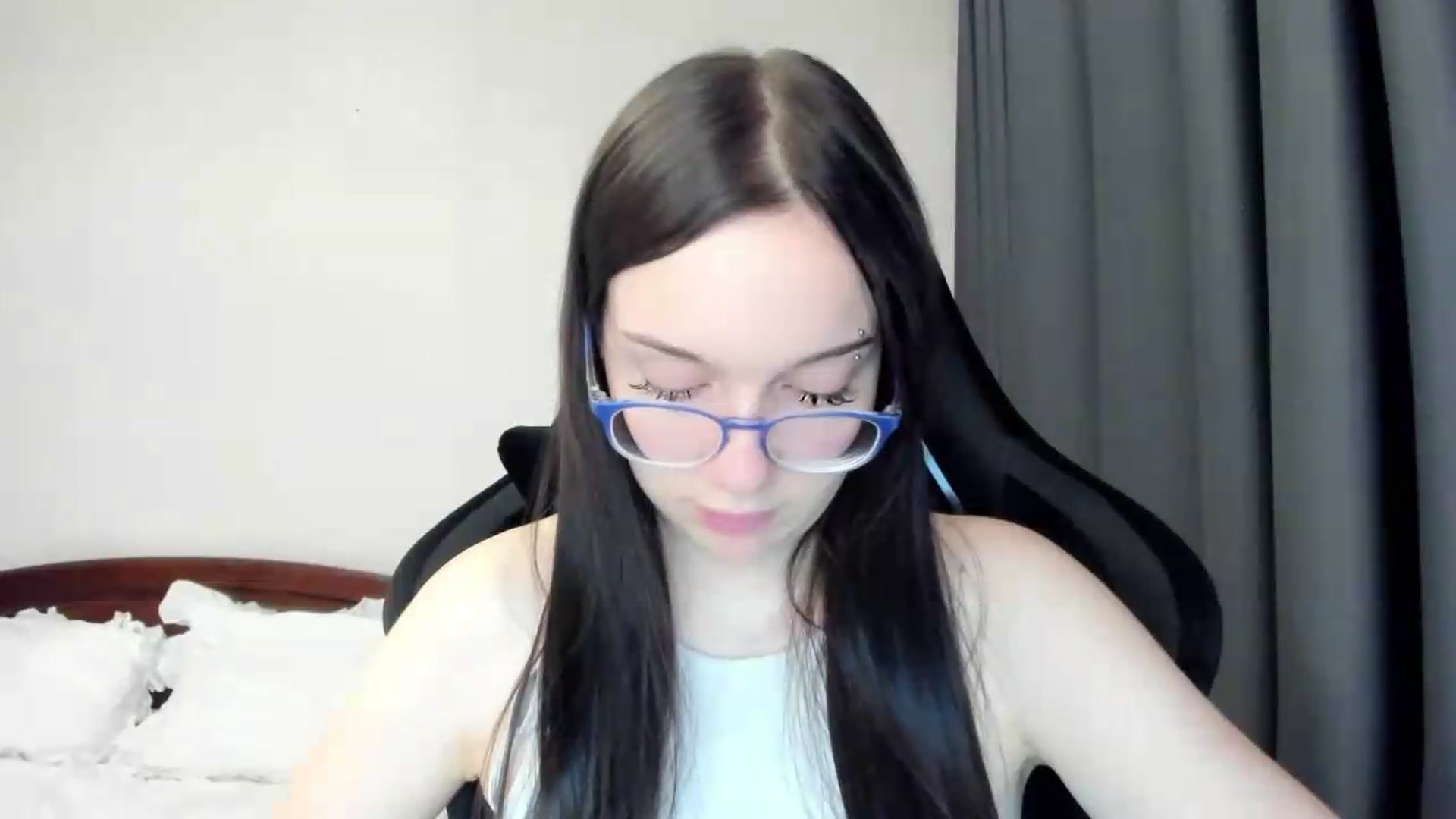 Gallery image thumbnail from Baby_Melania's myfreecams stream on, 05/20/2026, 23:17 image 8 of 20