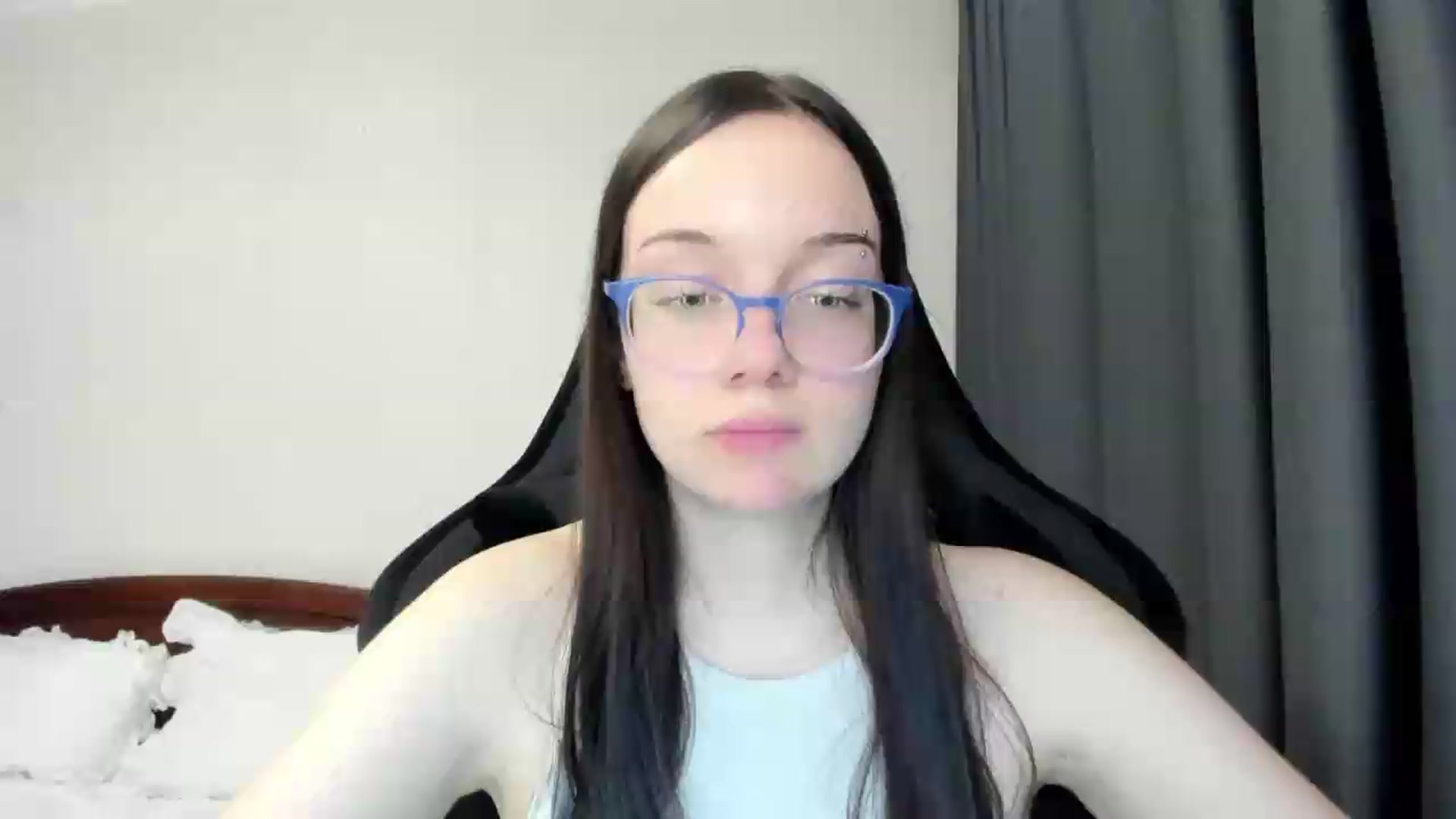 Gallery image thumbnail from Baby_Melania's myfreecams stream on, 05/20/2026, 23:17 image 1 of 20