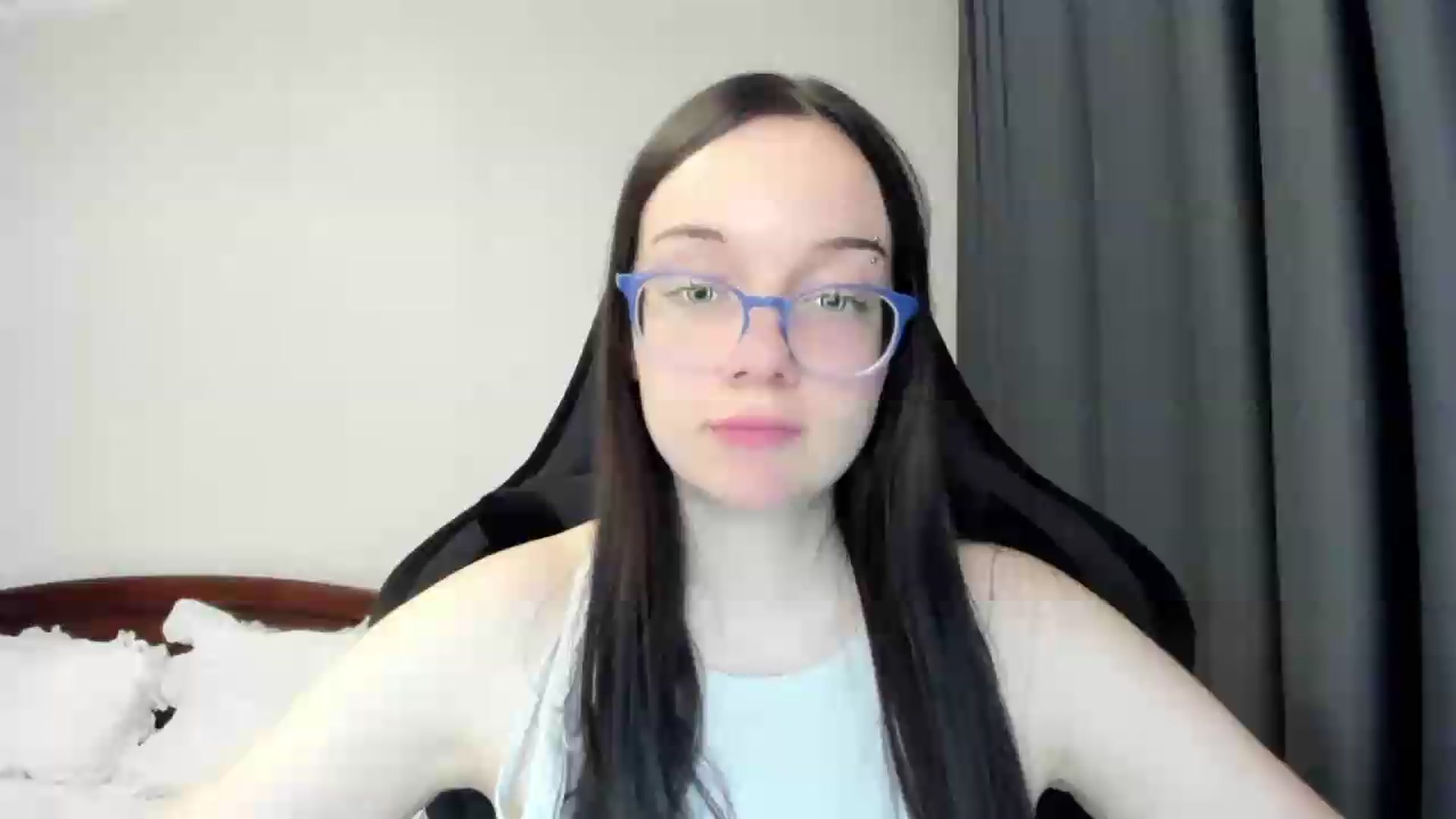 Gallery image thumbnail from Baby_Melania's myfreecams stream on, 05/20/2026, 23:17 image 3 of 20