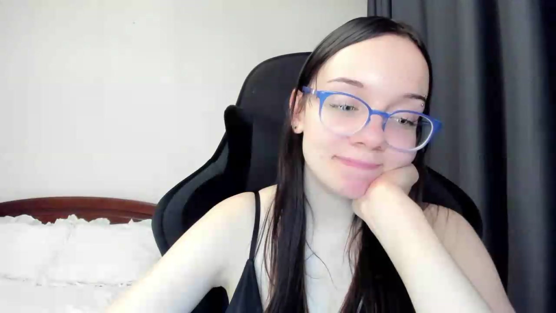 Gallery image thumbnail from Baby_Melania's myfreecams stream on, 05/22/2026, 24:41 image 12 of 20