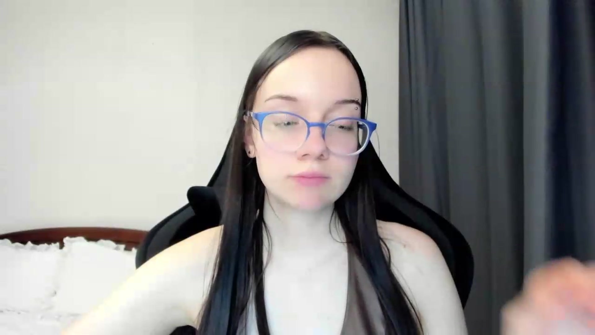 Gallery image thumbnail from Baby_Melania's myfreecams stream on, 05/22/2026, 22:51 image 15 of 20