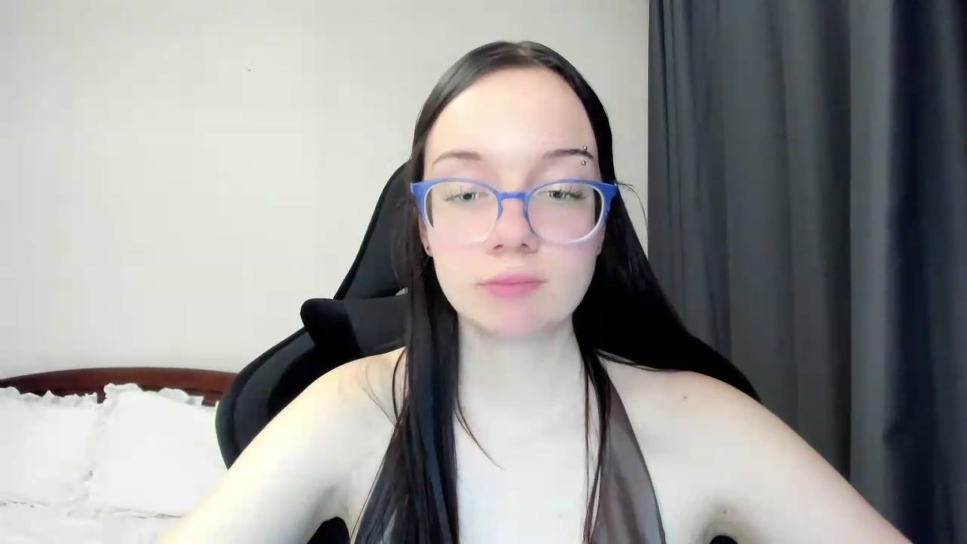 Gallery image thumbnail from Baby_Melania's myfreecams stream on, 05/22/2026, 22:51 image 3 of 20