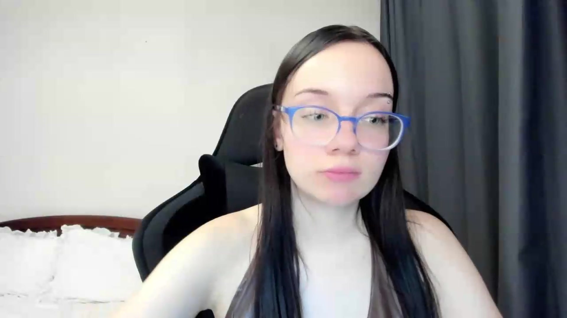 Gallery image thumbnail from Baby_Melania's myfreecams stream on, 05/22/2026, 22:51 image 11 of 20