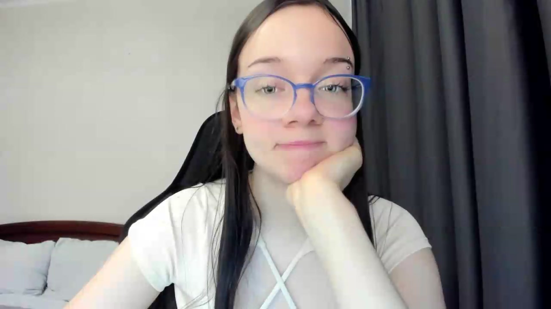 Gallery image thumbnail from Baby_Melania's myfreecams stream on, 05/26/2026, 05:21 image 15 of 20