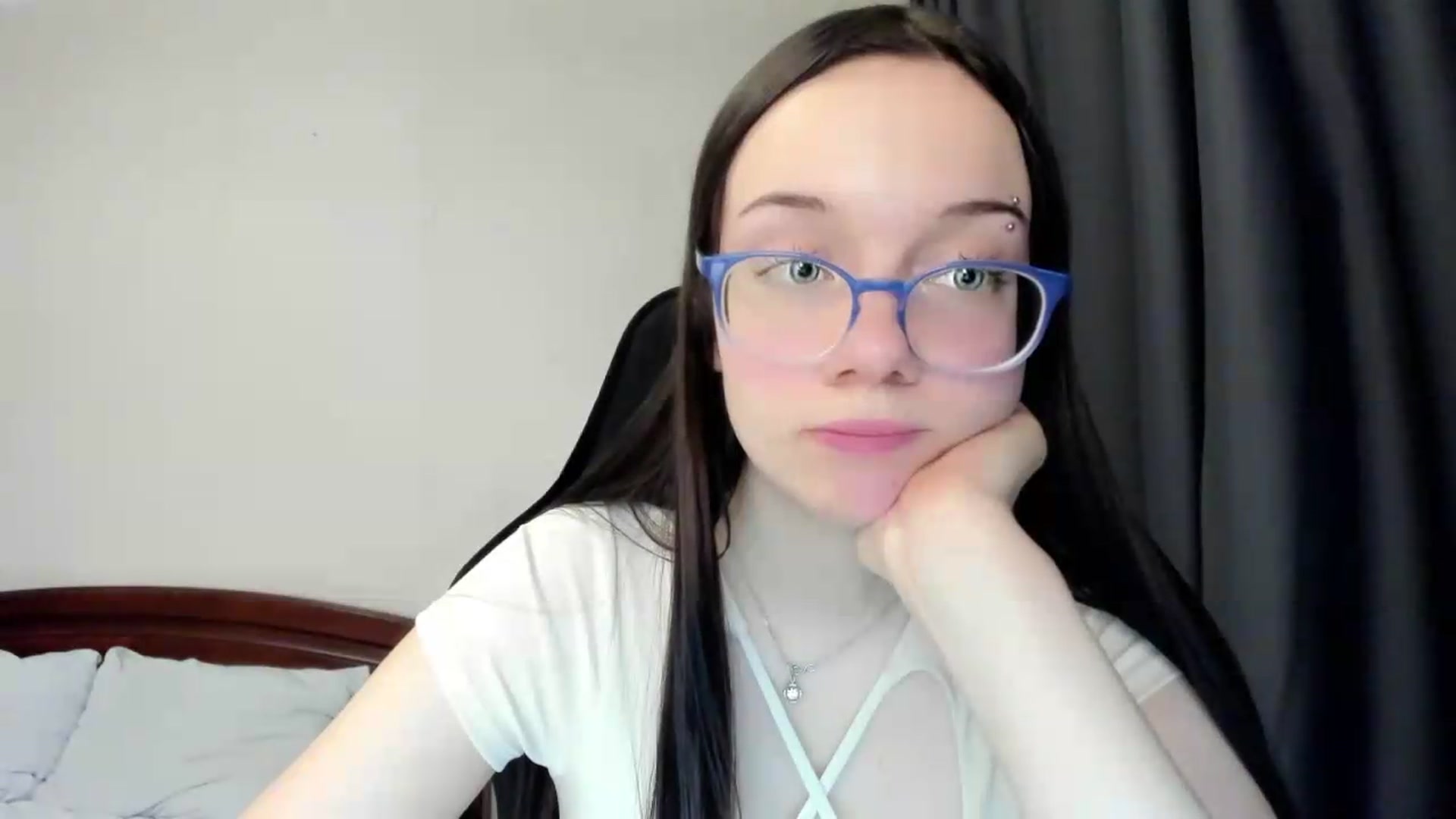 Gallery image thumbnail from Baby_Melania's myfreecams stream on, 05/26/2026, 19:59 image 7 of 20