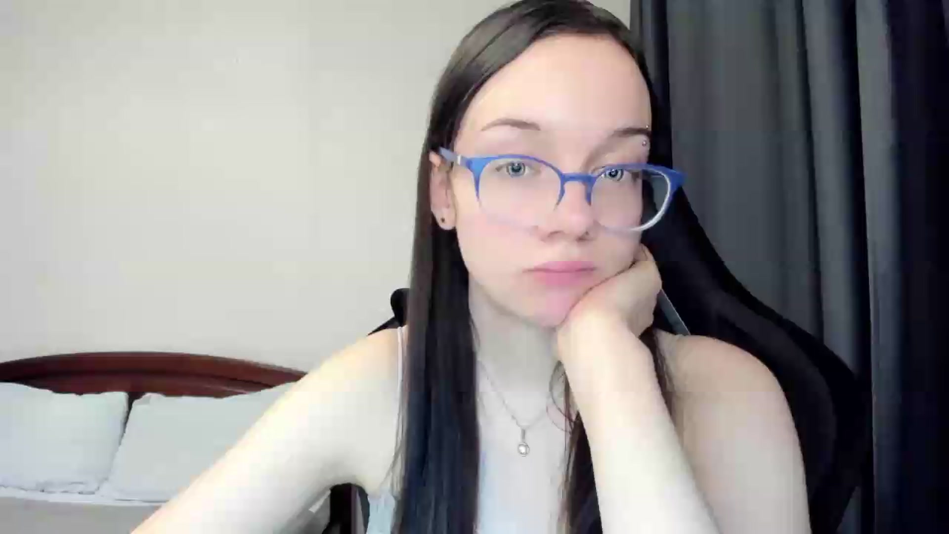 Gallery image thumbnail from Baby_Melania's myfreecams stream on, 05/27/2026, 23:25 image 13 of 20