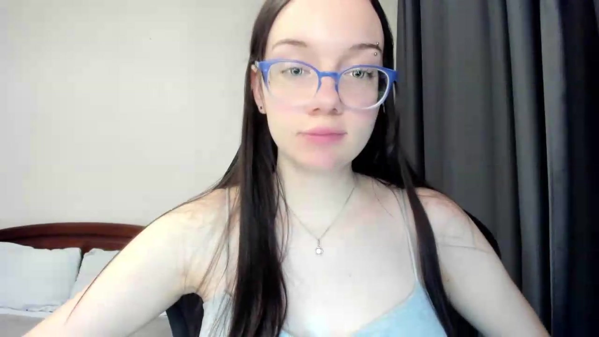 Gallery image thumbnail from Baby_Melania's myfreecams stream on, 05/27/2026, 23:25 image 4 of 20