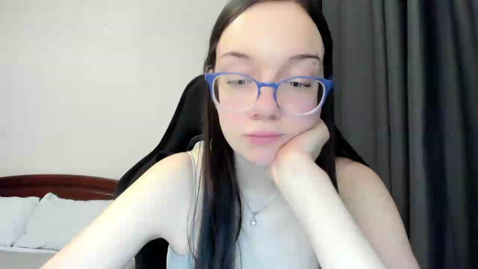 Gallery image thumbnail from Baby_Melania's myfreecams stream on, 05/28/2026, 14:53 image 11 of 20