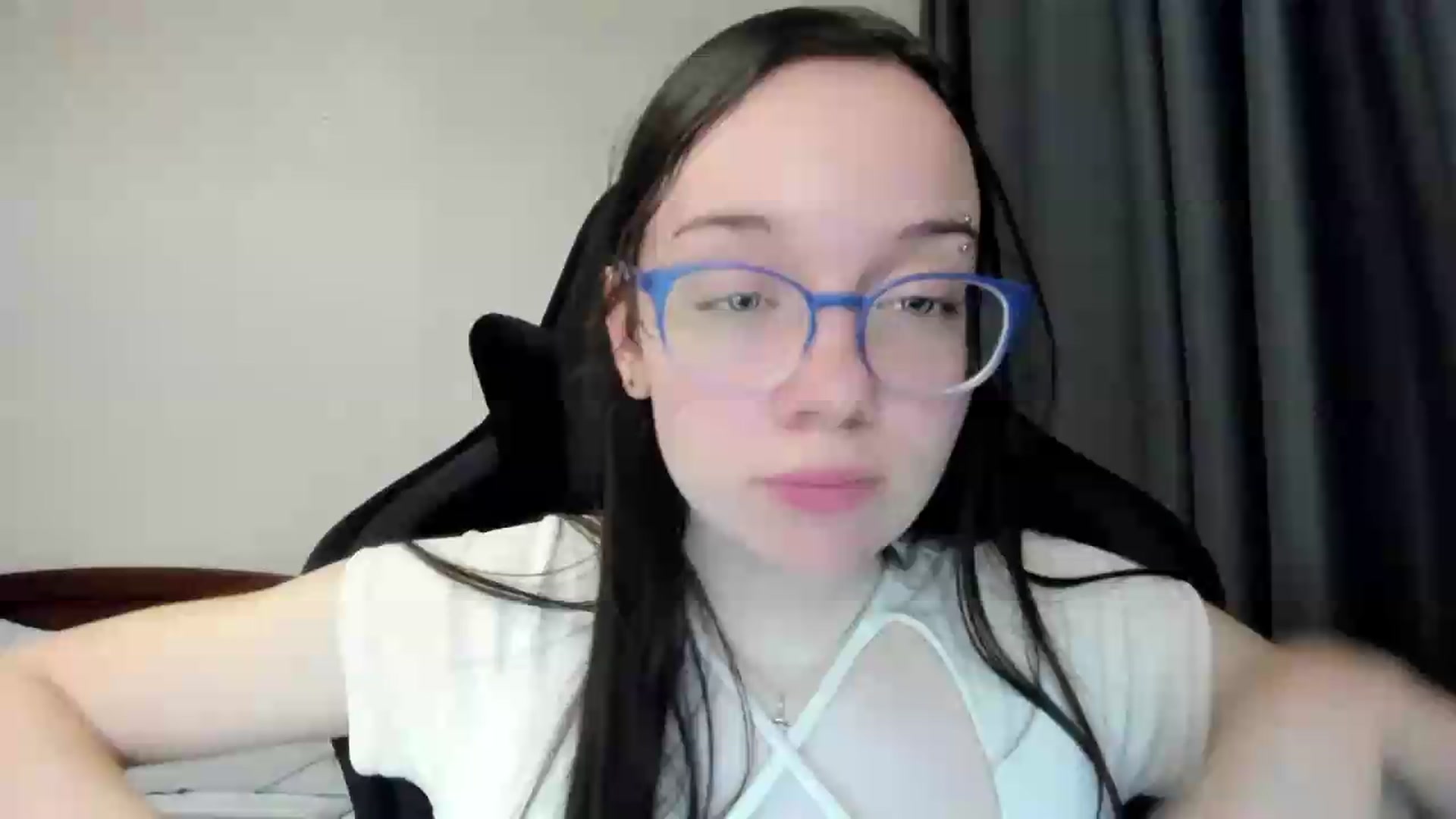 Gallery image thumbnail from Baby_Melania's myfreecams stream on, 05/29/2026, 24:00 image 10 of 20