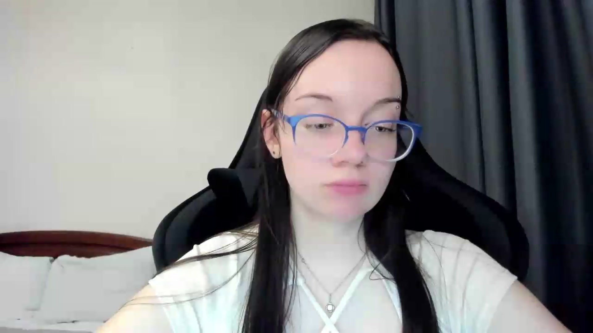 Gallery image thumbnail from Baby_Melania's myfreecams stream on, 05/29/2026, 24:00 image 5 of 20