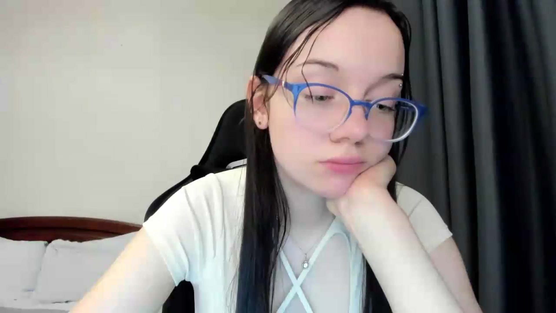 Gallery image thumbnail from Baby_Melania's myfreecams stream on, 05/29/2026, 24:00 image 13 of 20