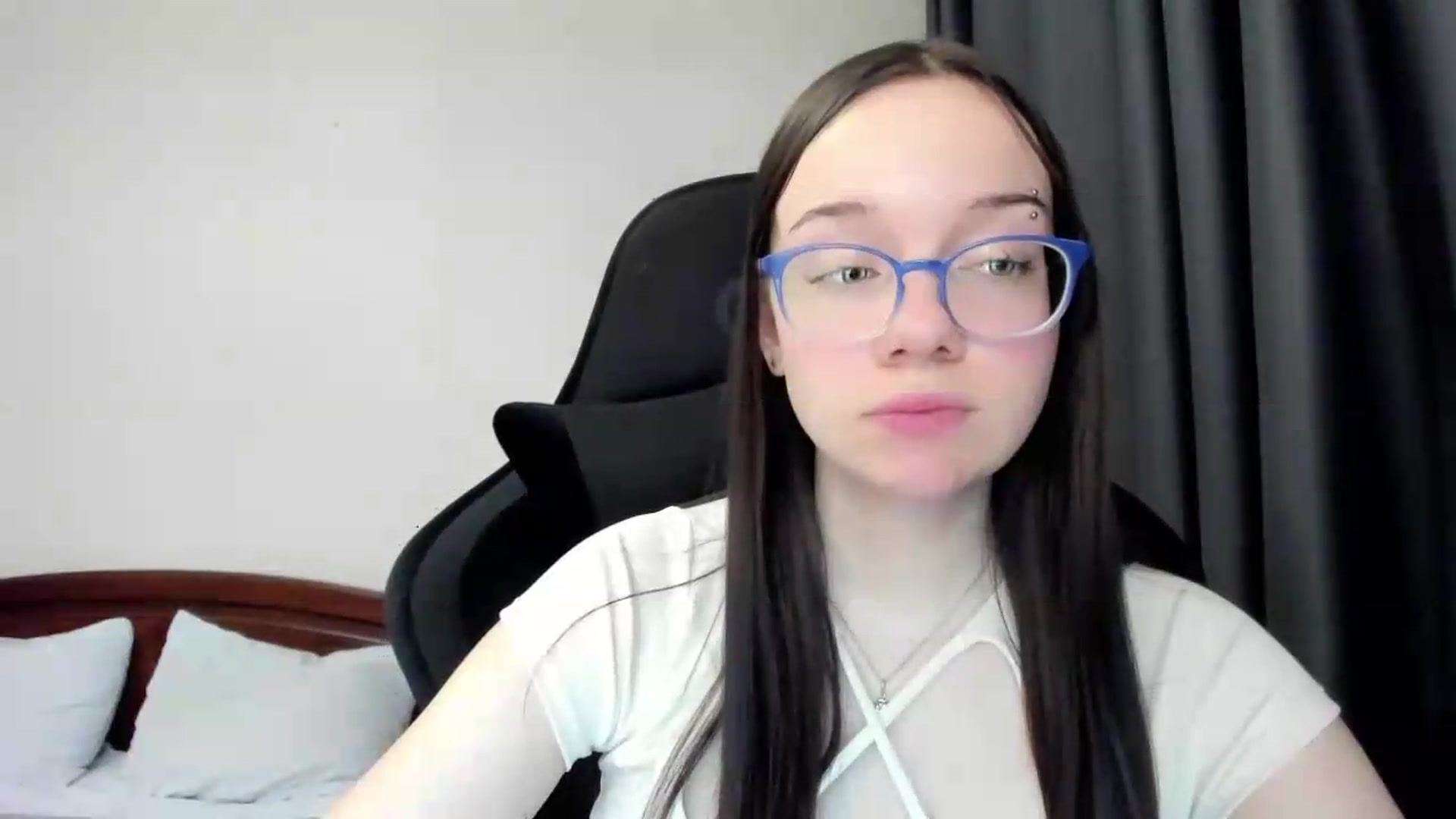 Gallery image thumbnail from Baby_Melania's myfreecams stream on, 05/29/2026, 19:47 image 6 of 20