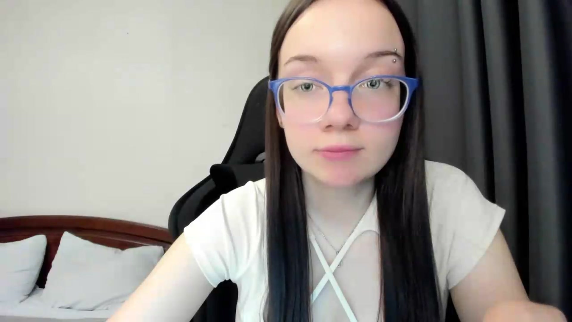 Gallery image thumbnail from Baby_Melania's myfreecams stream on, 05/29/2026, 19:47 image 20 of 20