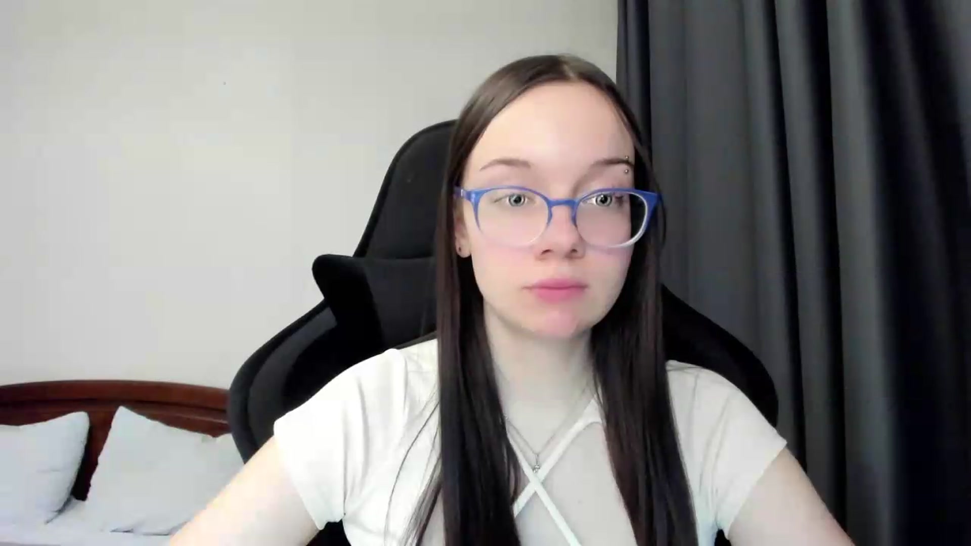 Gallery image thumbnail from Baby_Melania's myfreecams stream on, 05/29/2026, 19:47 image 7 of 20