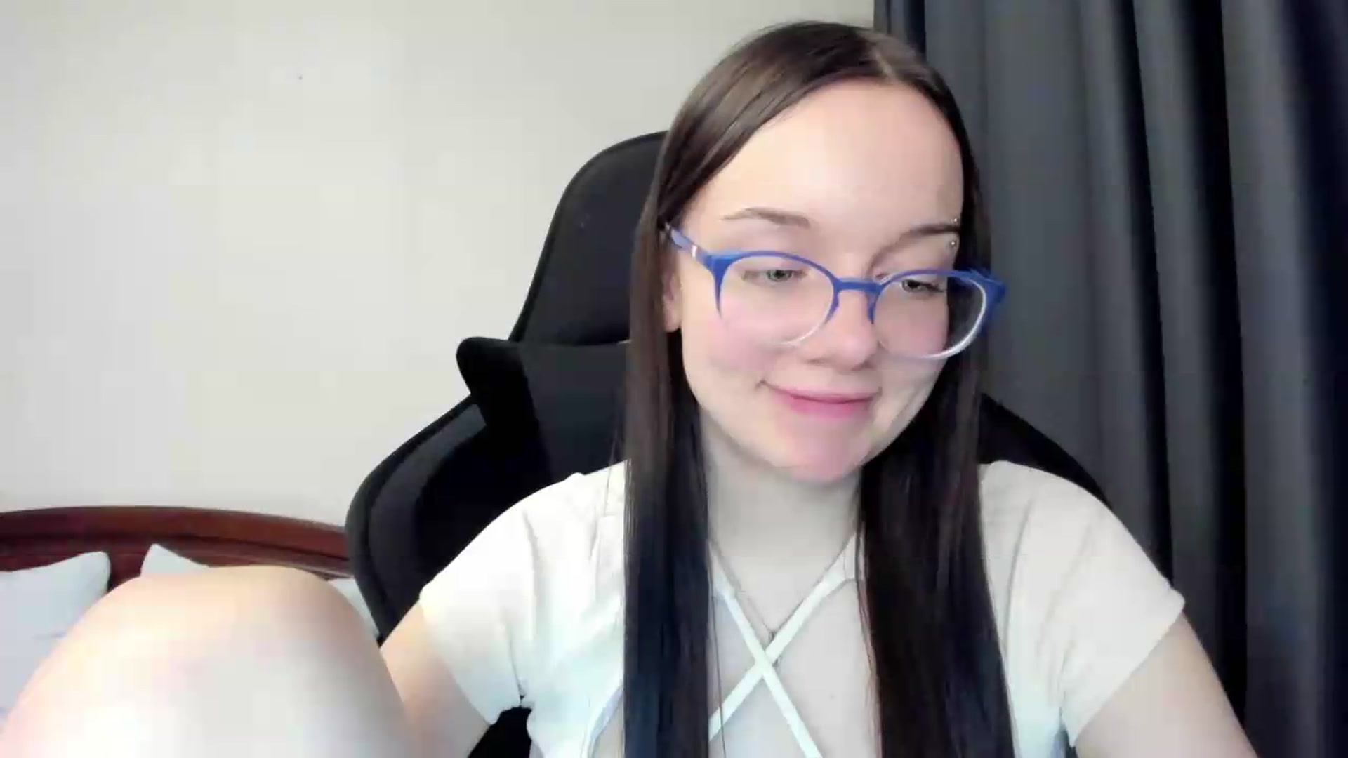 Gallery image thumbnail from Baby_Melania's myfreecams stream on, 05/29/2026, 19:47 image 15 of 20