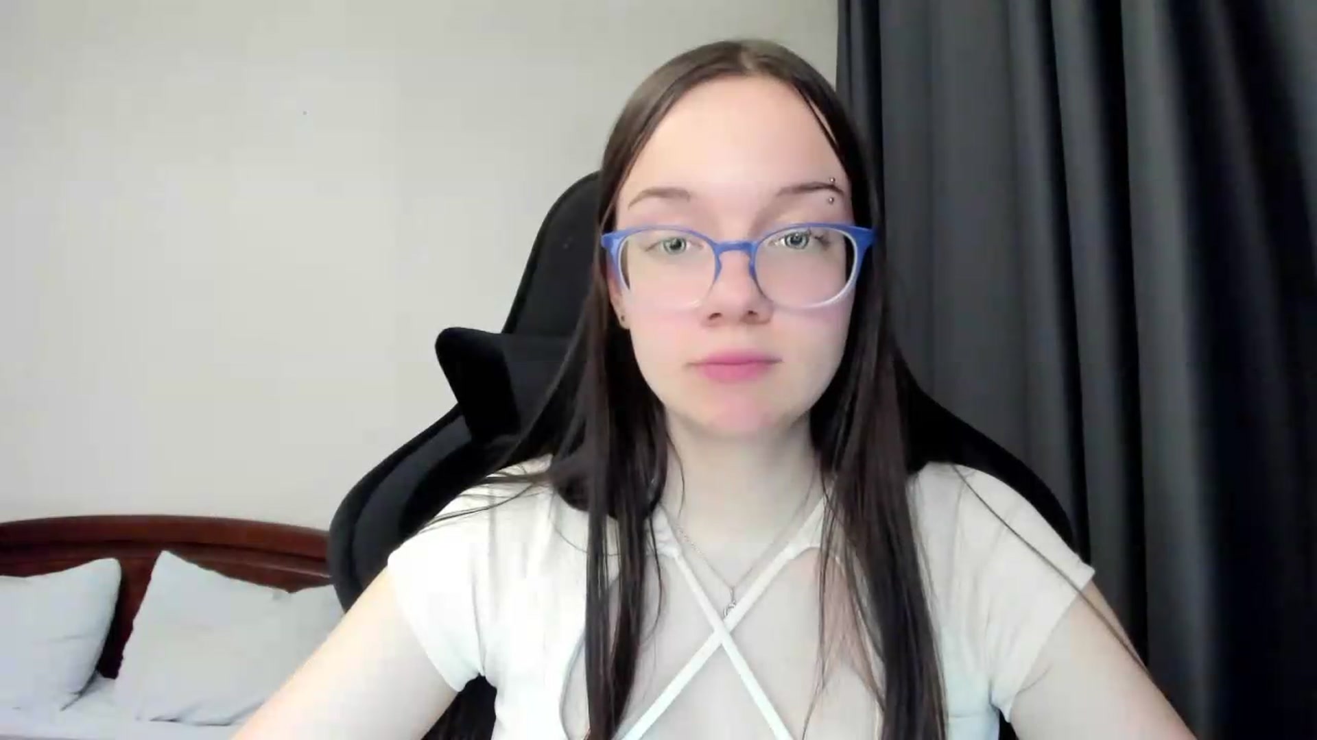 Gallery image thumbnail from Baby_Melania's myfreecams stream on, 05/29/2026, 19:47 image 5 of 20