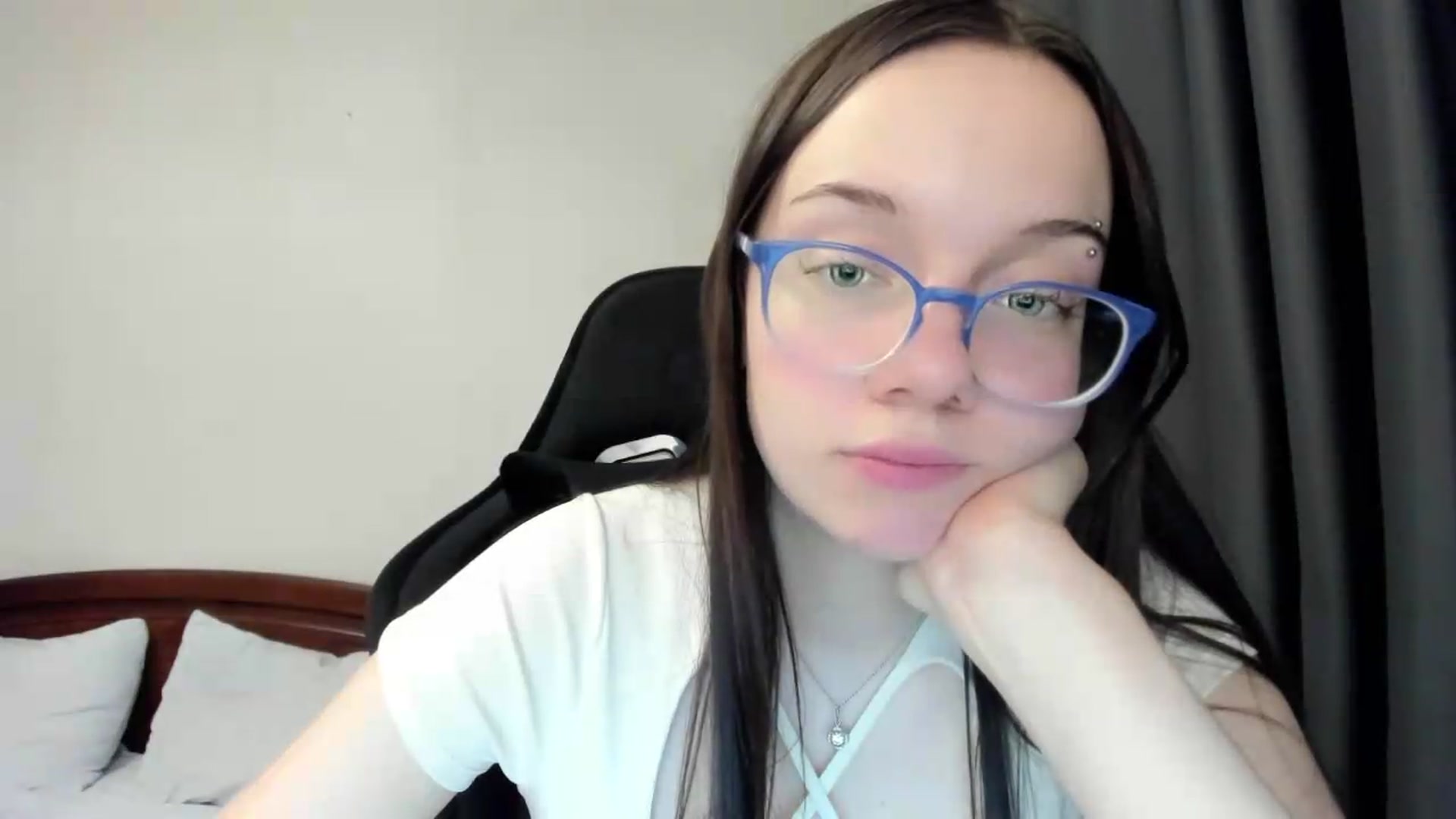 Gallery image thumbnail from Baby_Melania's myfreecams stream on, 05/29/2026, 23:32 image 7 of 20