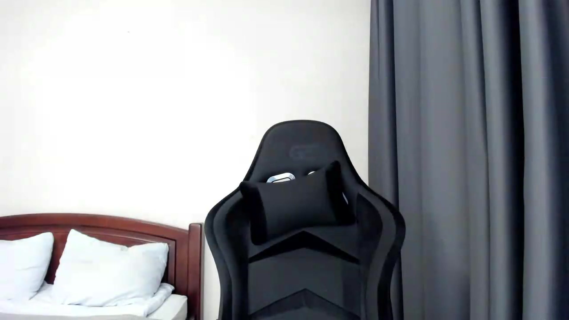 Gallery image thumbnail from Baby_Melania's myfreecams stream on, 05/29/2026, 23:32 image 17 of 20