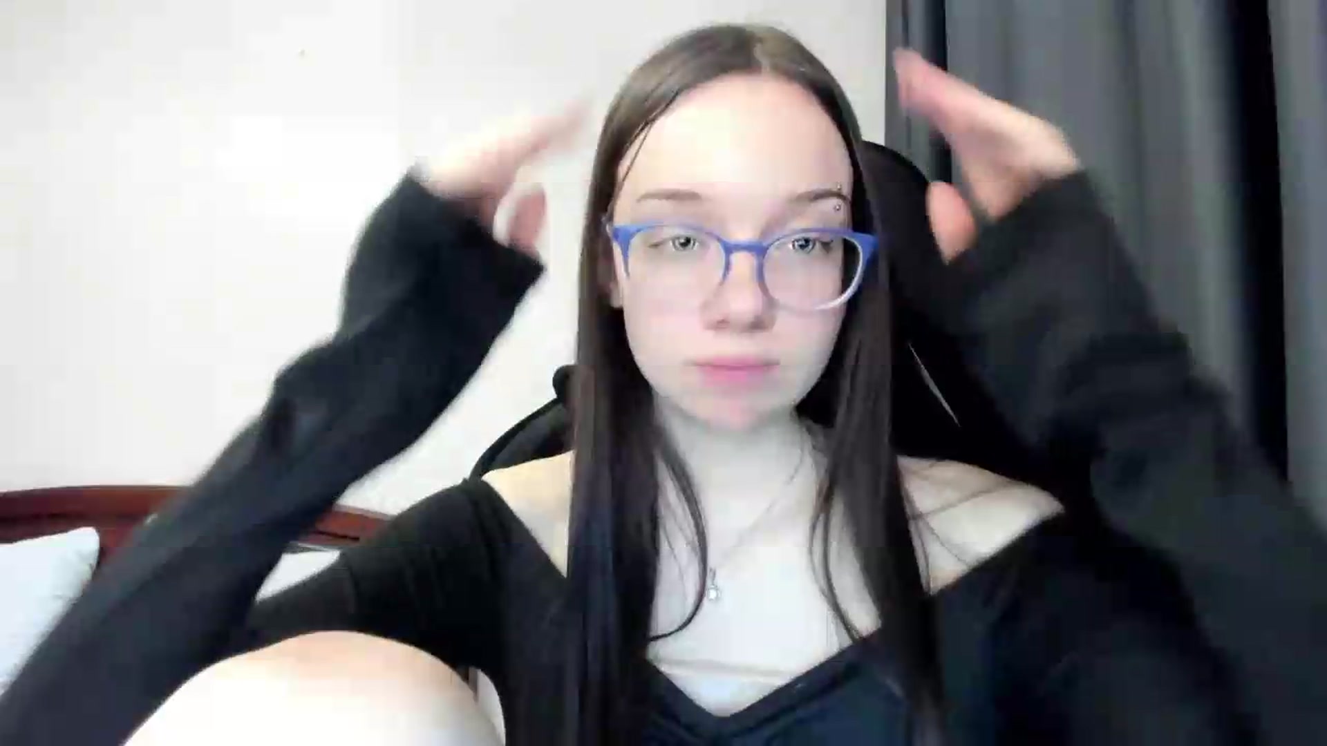 Gallery image thumbnail from Baby_Melania's myfreecams stream on, 05/30/2026, 23:21 image 14 of 20