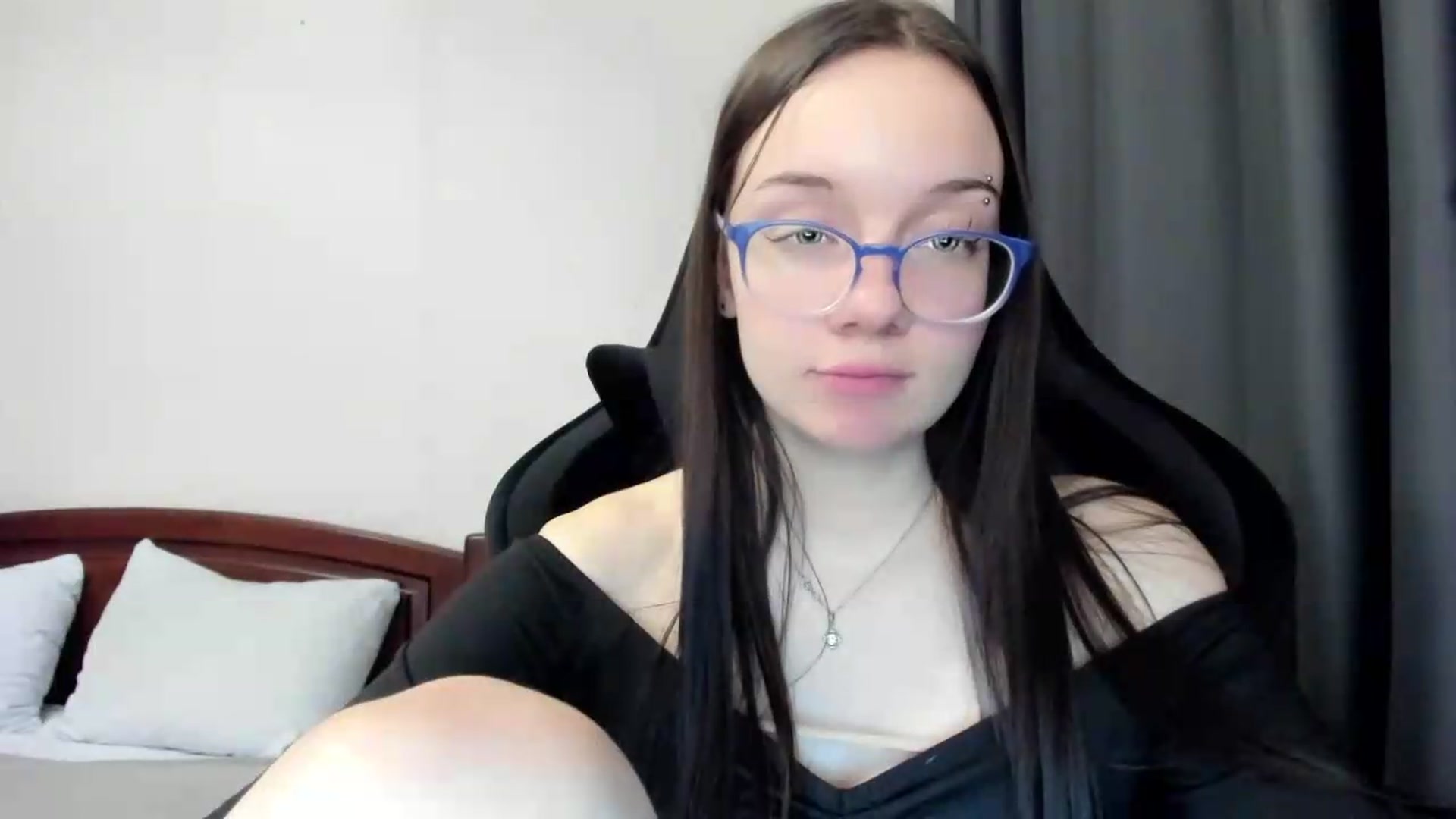 Gallery image thumbnail from Baby_Melania's myfreecams stream on, 05/30/2026, 23:21 image 9 of 20