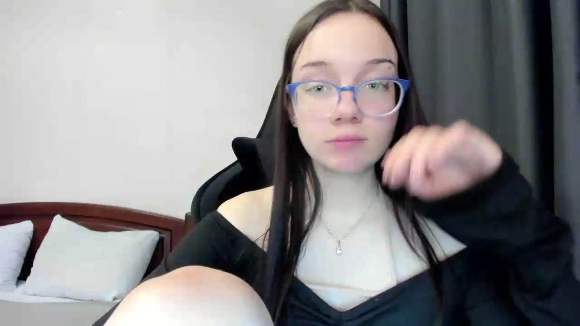 Gallery image thumbnail from Baby_Melania's myfreecams stream on, 05/30/2026, 23:21 image 8 of 20