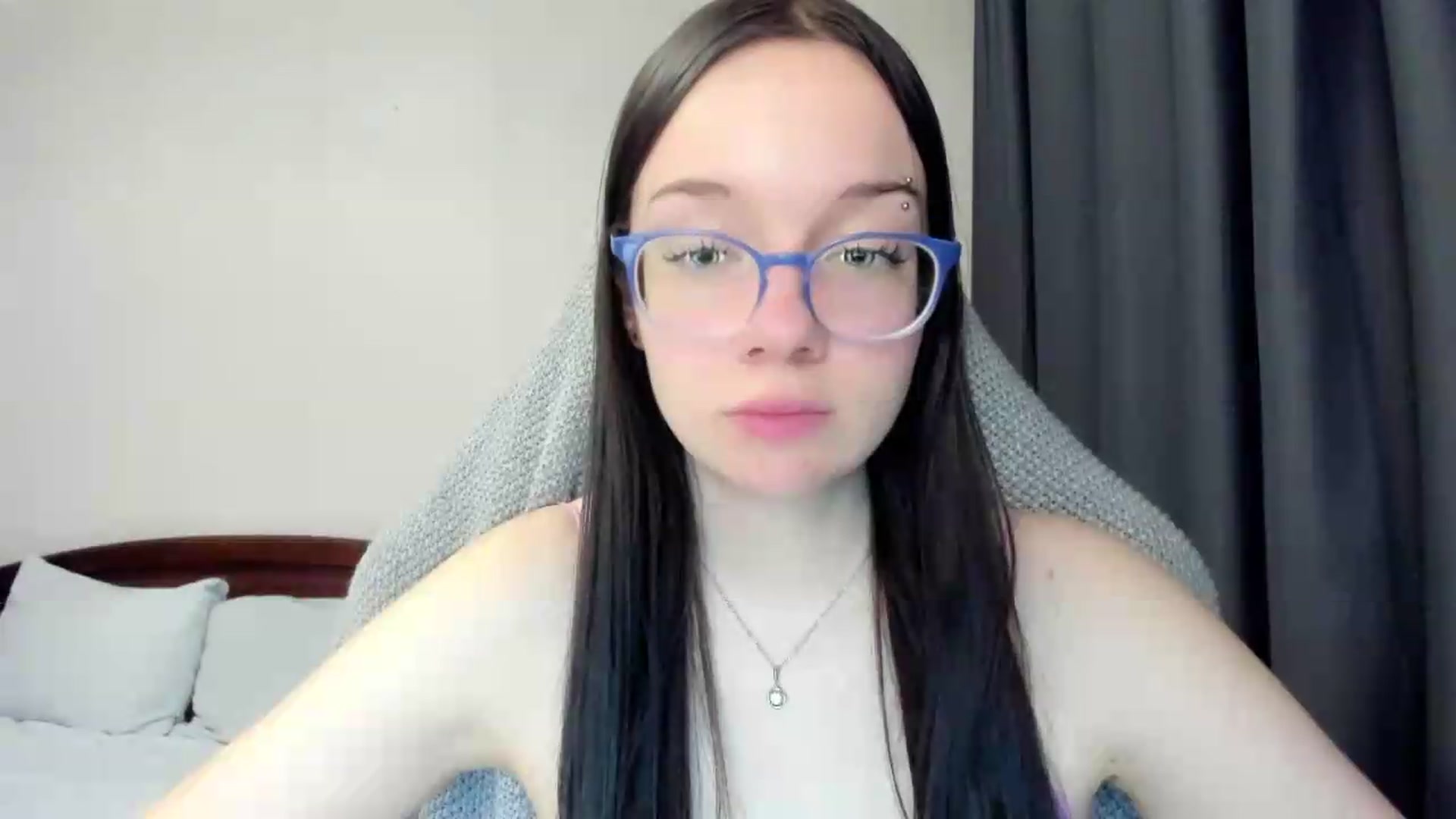 Gallery image thumbnail from Baby_Melania's myfreecams stream on, 06/03/2026, 23:03 image 12 of 20