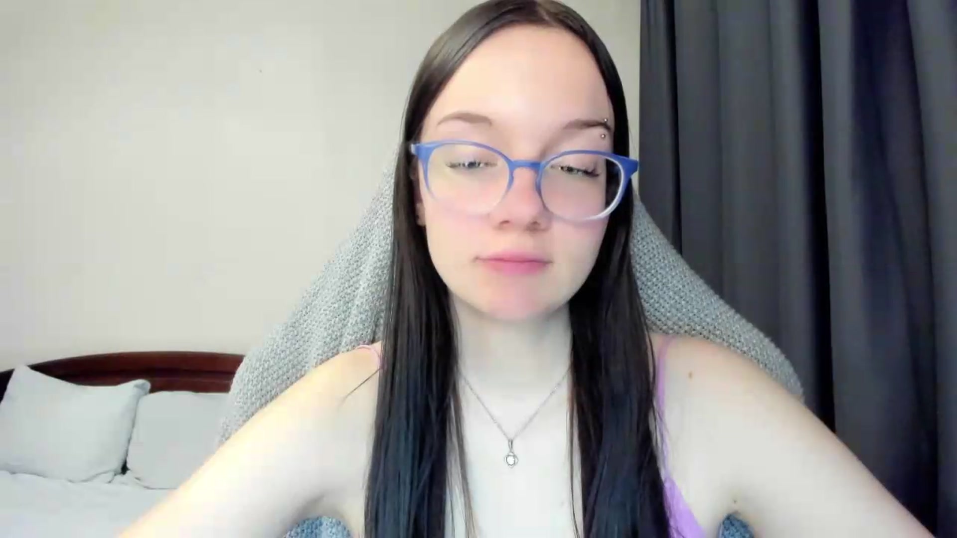 Gallery image thumbnail from Baby_Melania's myfreecams stream on, 06/03/2026, 23:03 image 13 of 20
