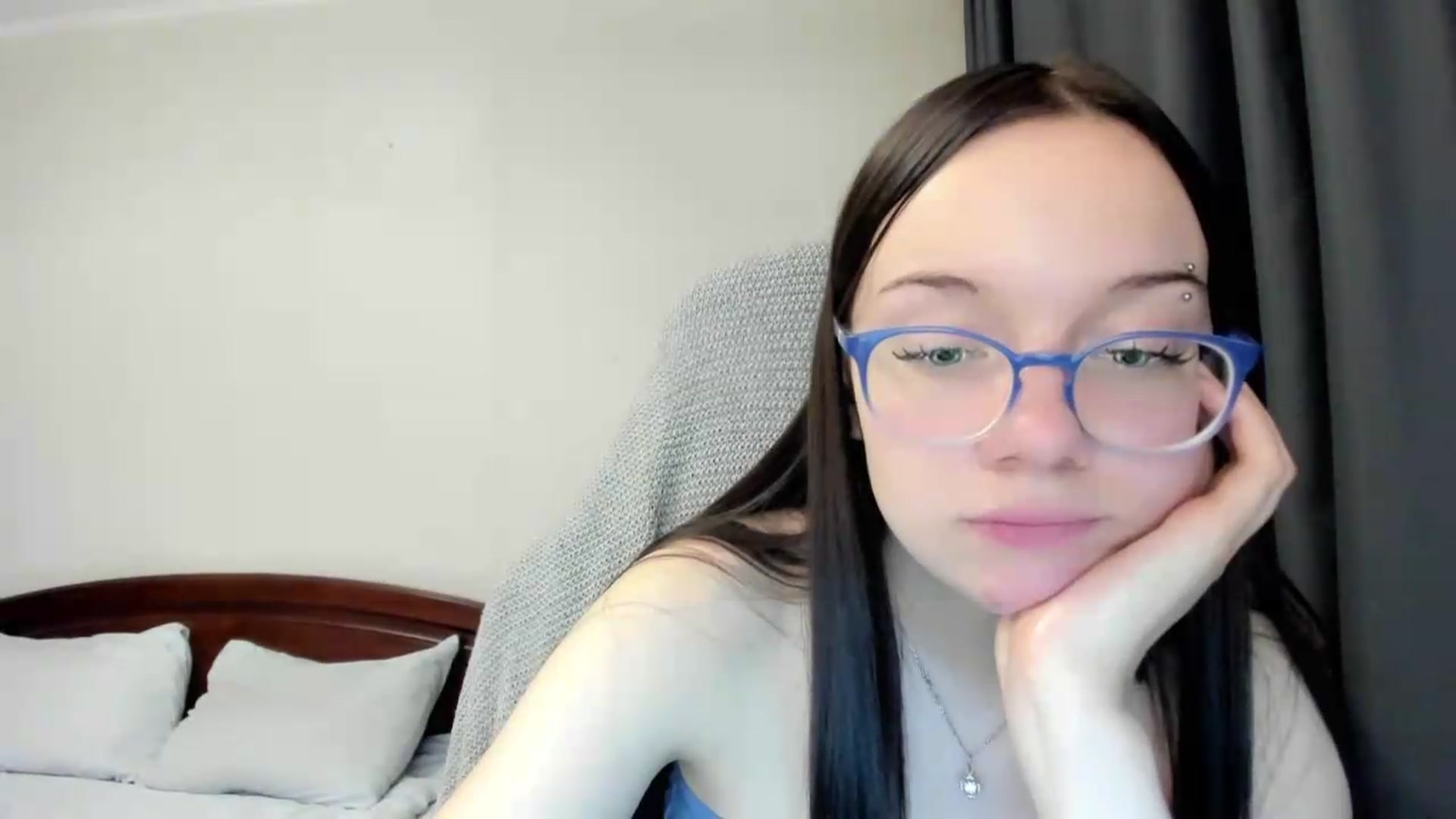 Gallery image thumbnail from Baby_Melania's myfreecams stream on, 06/04/2026, 21:11 image 7 of 20