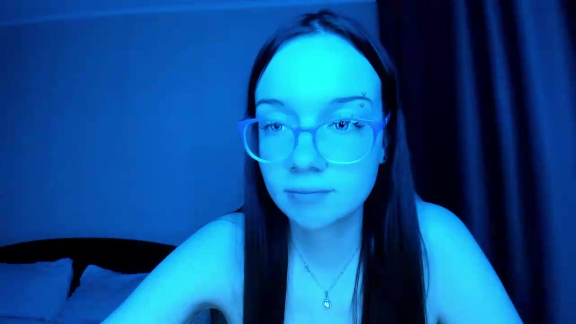 Gallery image thumbnail from Baby_Melania's myfreecams stream on, 06/04/2026, 21:11 image 18 of 20